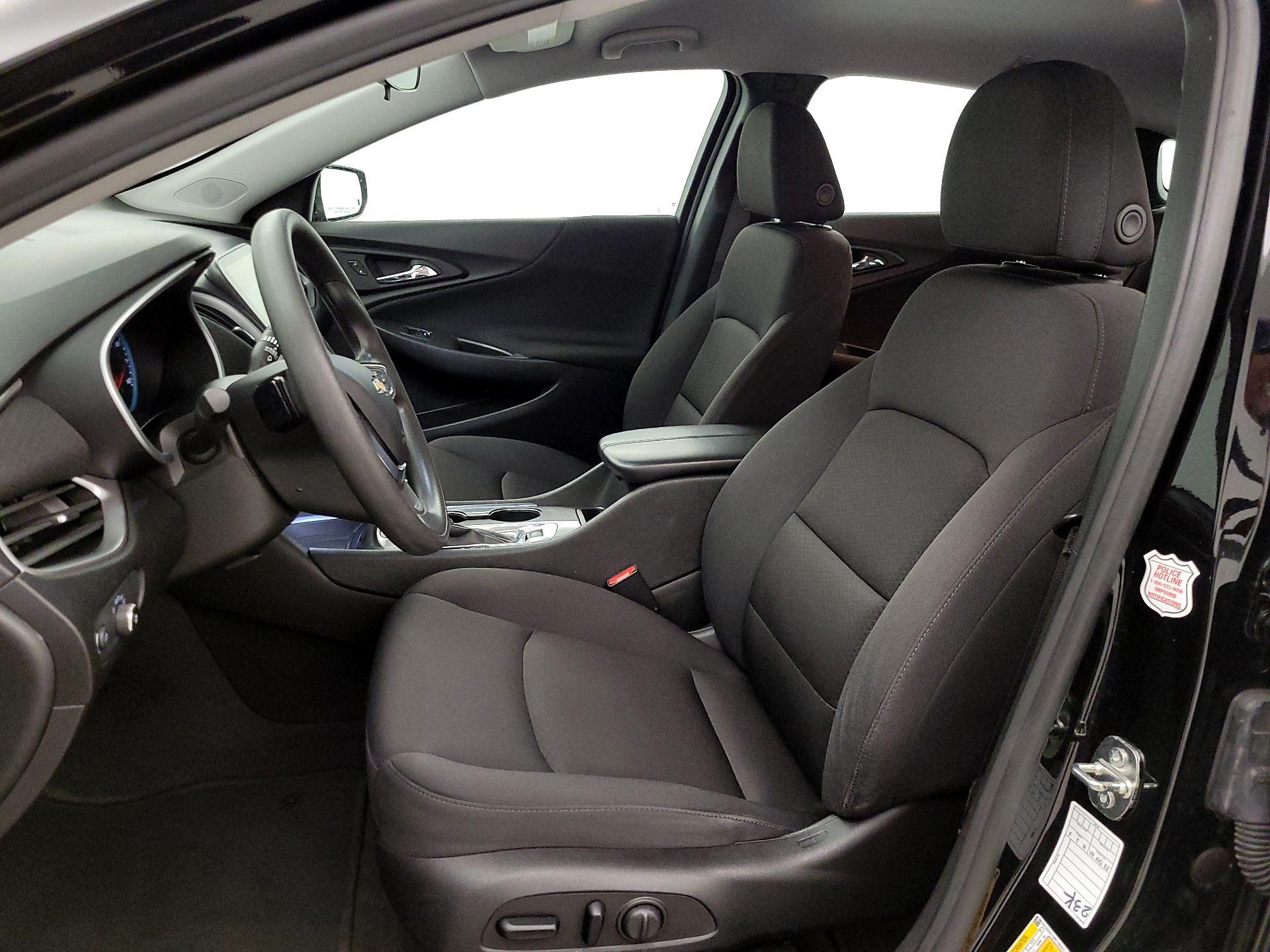 Thumbnail: 2023 Chevrolet Malibu - 11
