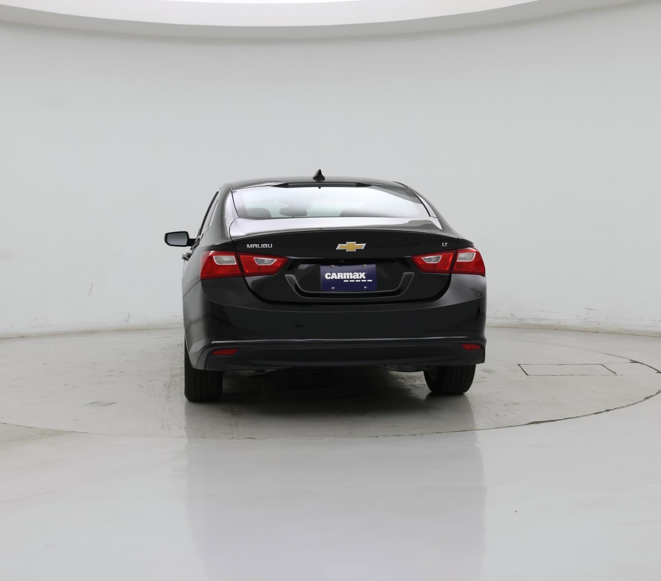 Thumbnail: 2023 Chevrolet Malibu - 6