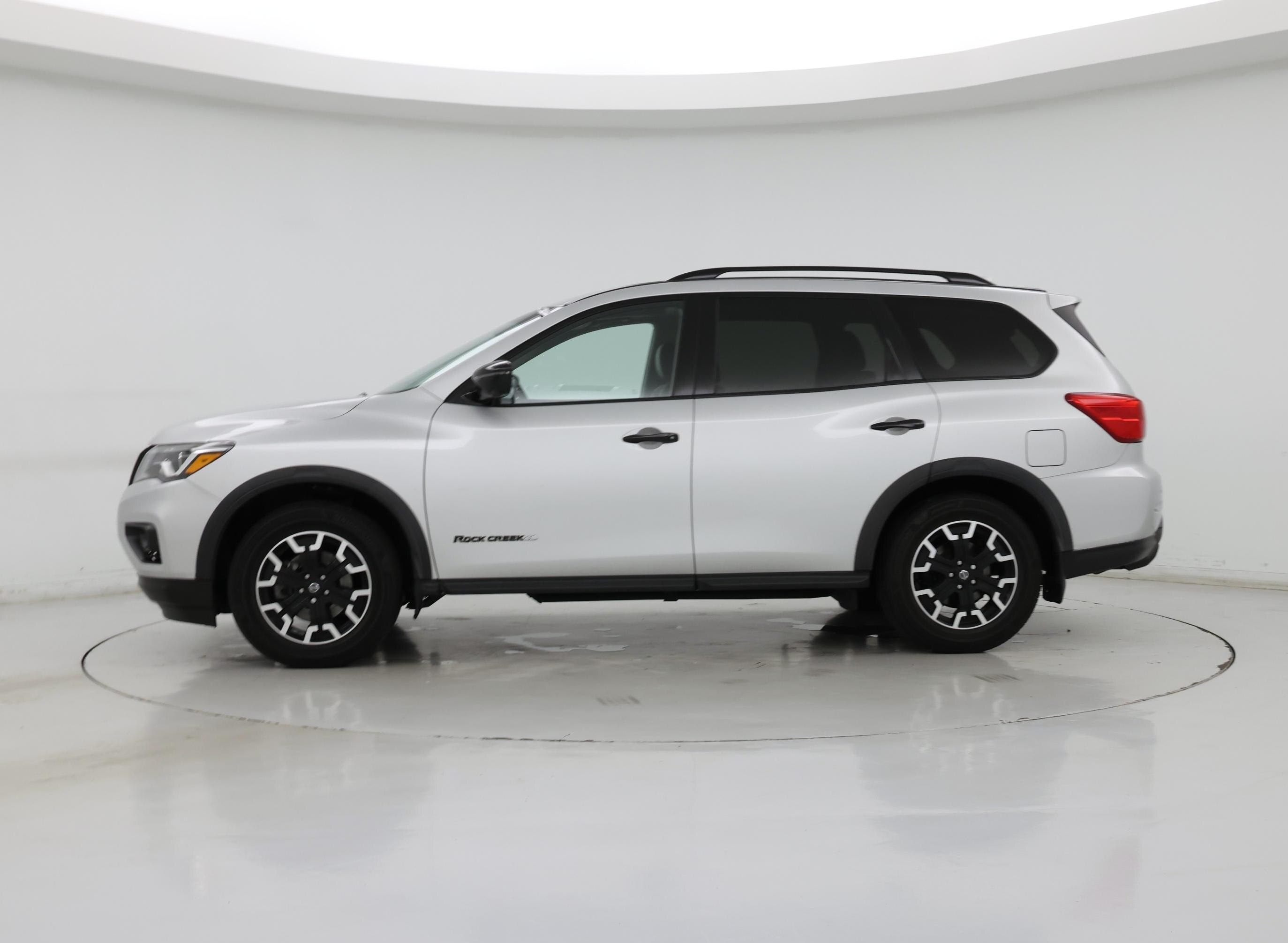 Thumbnail: 2020 Nissan Pathfinder - 3