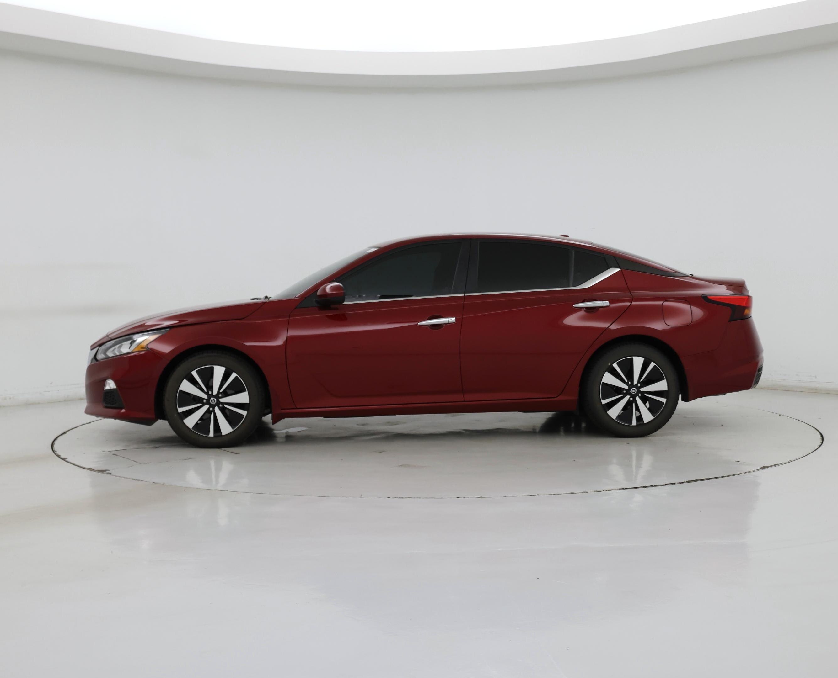 Thumbnail: 2021 Nissan Altima - 3