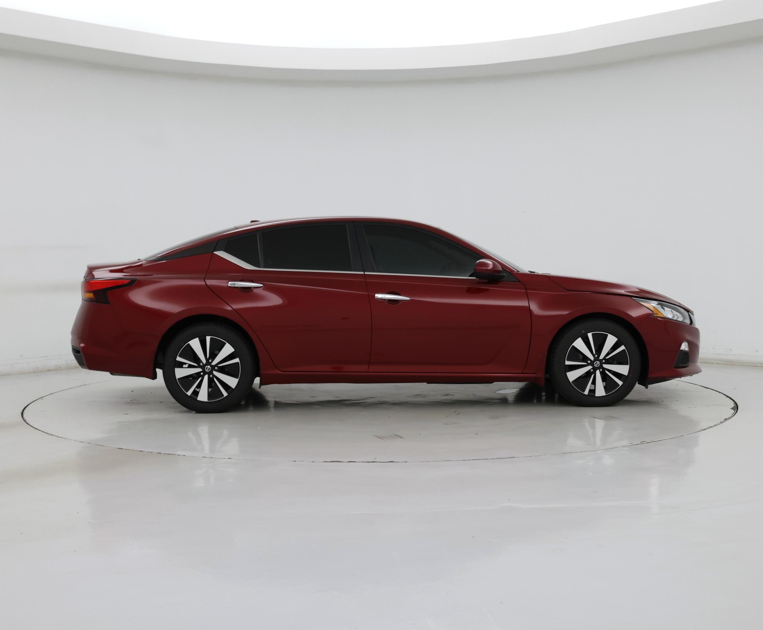 Thumbnail: 2021 Nissan Altima - 7