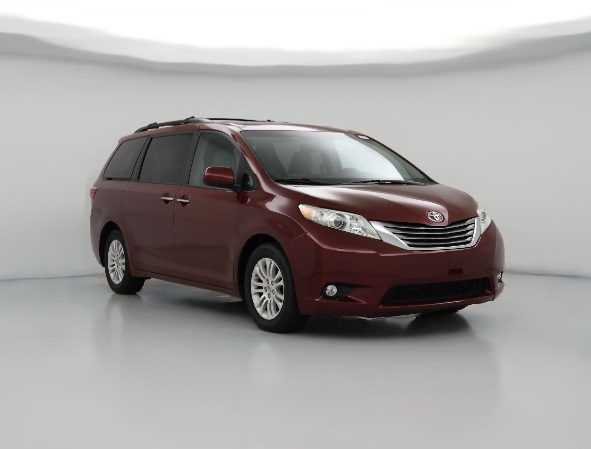 Thumbnail: 2016 Toyota Sienna - 1