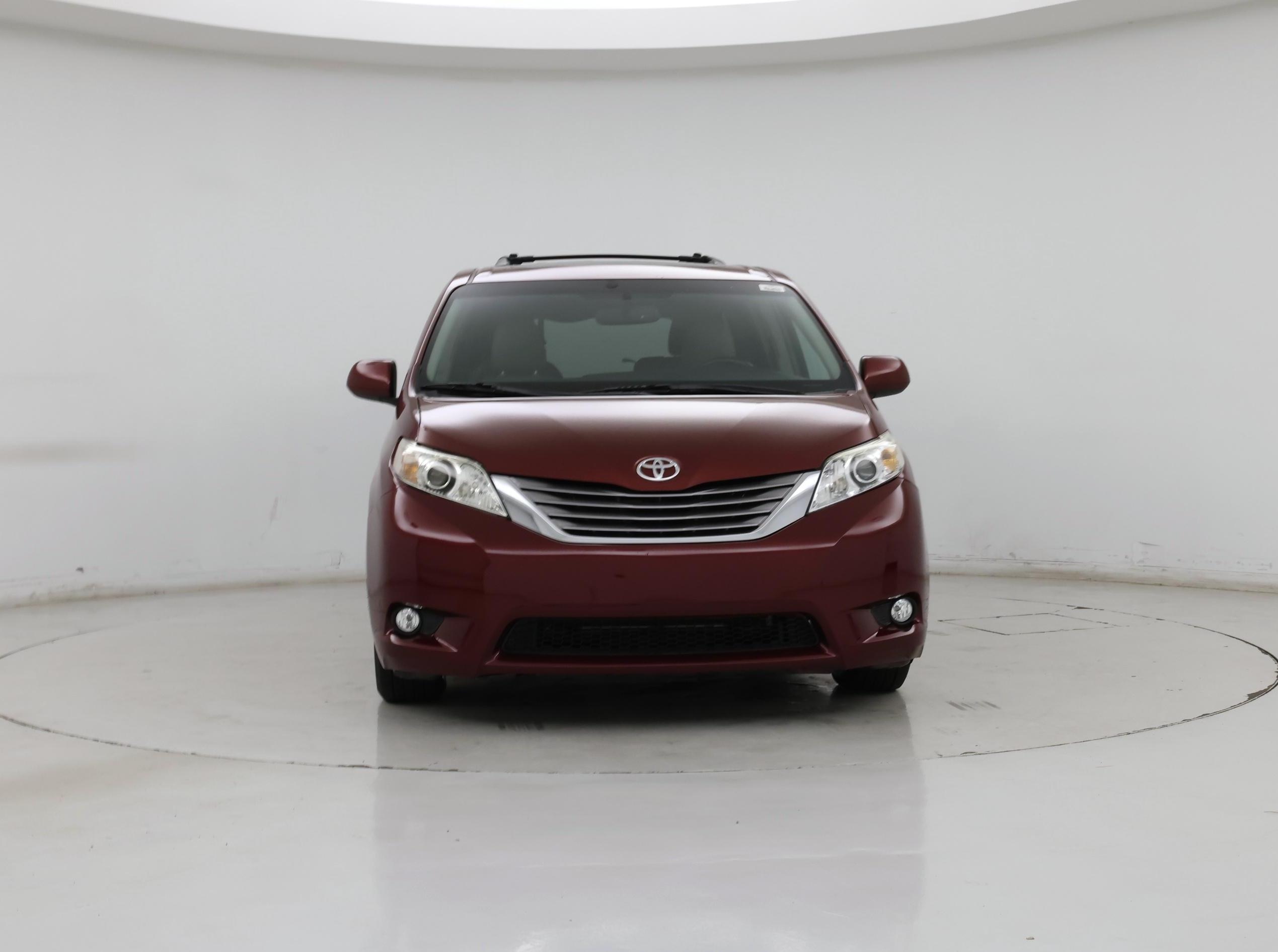 Thumbnail: 2016 Toyota Sienna - 5