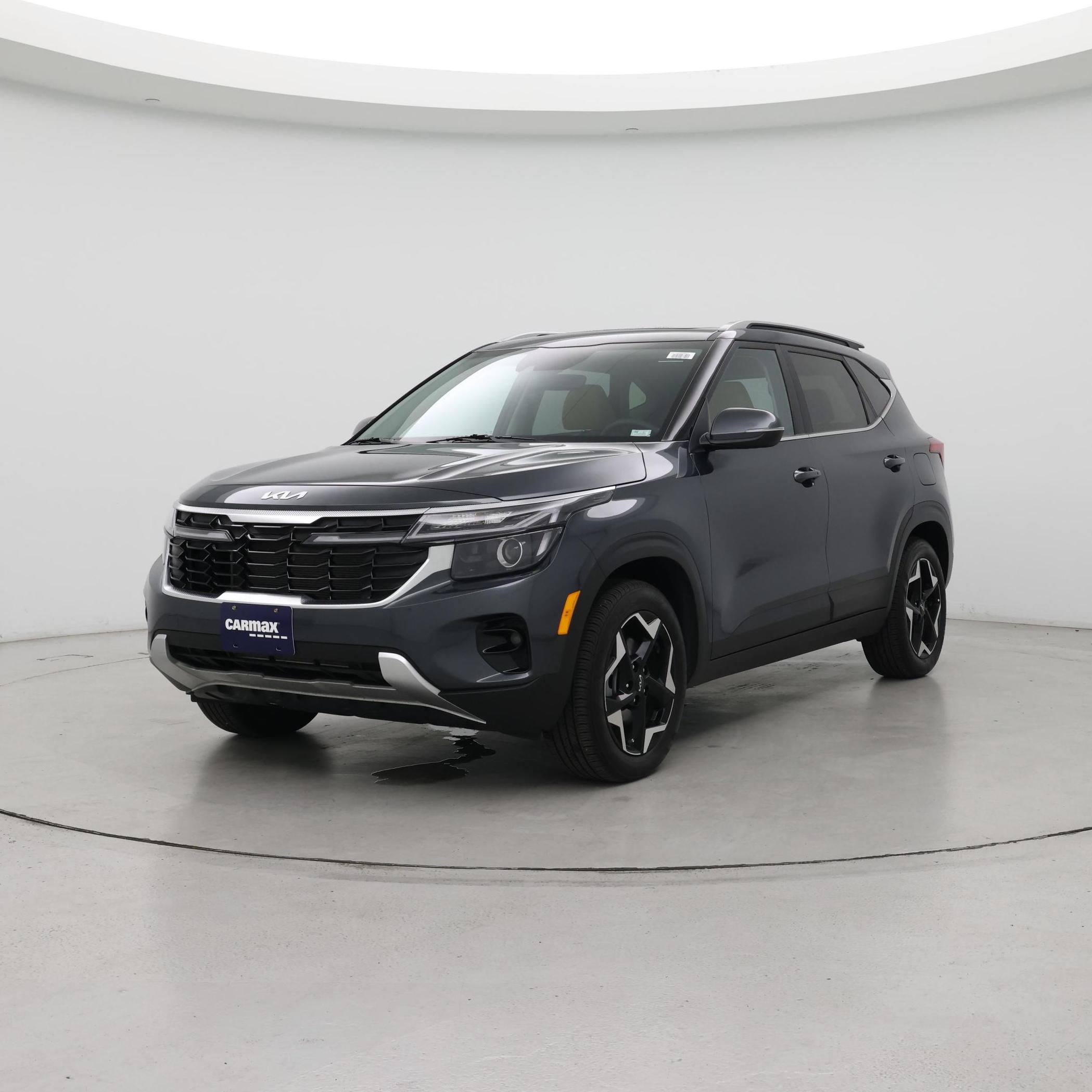 Thumbnail: 2024 Kia Seltos - 4