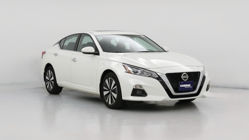 2019 Nissan Altima SV Hero Image