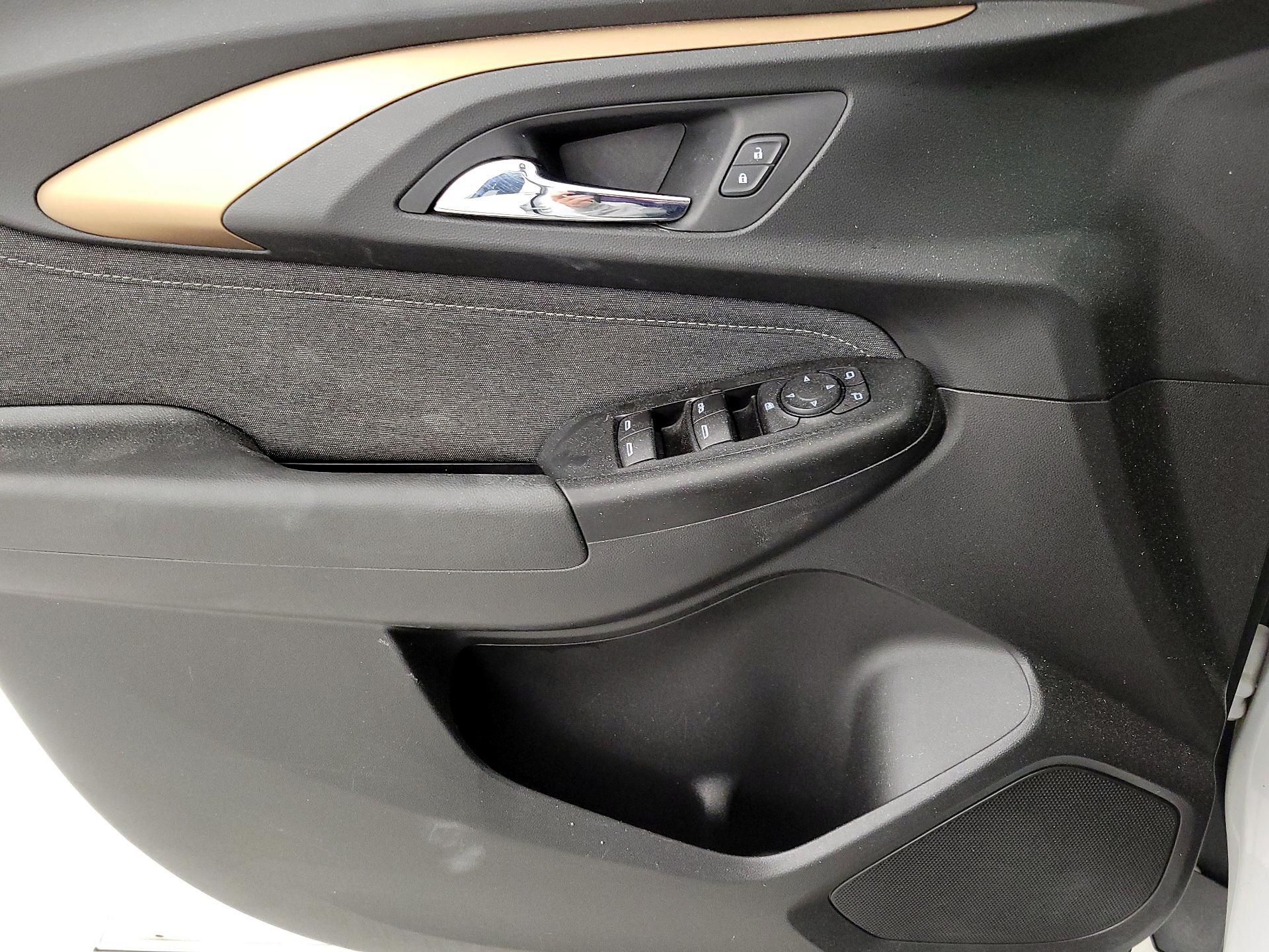 Thumbnail: 2021 Chevrolet TrailBlazer - 12