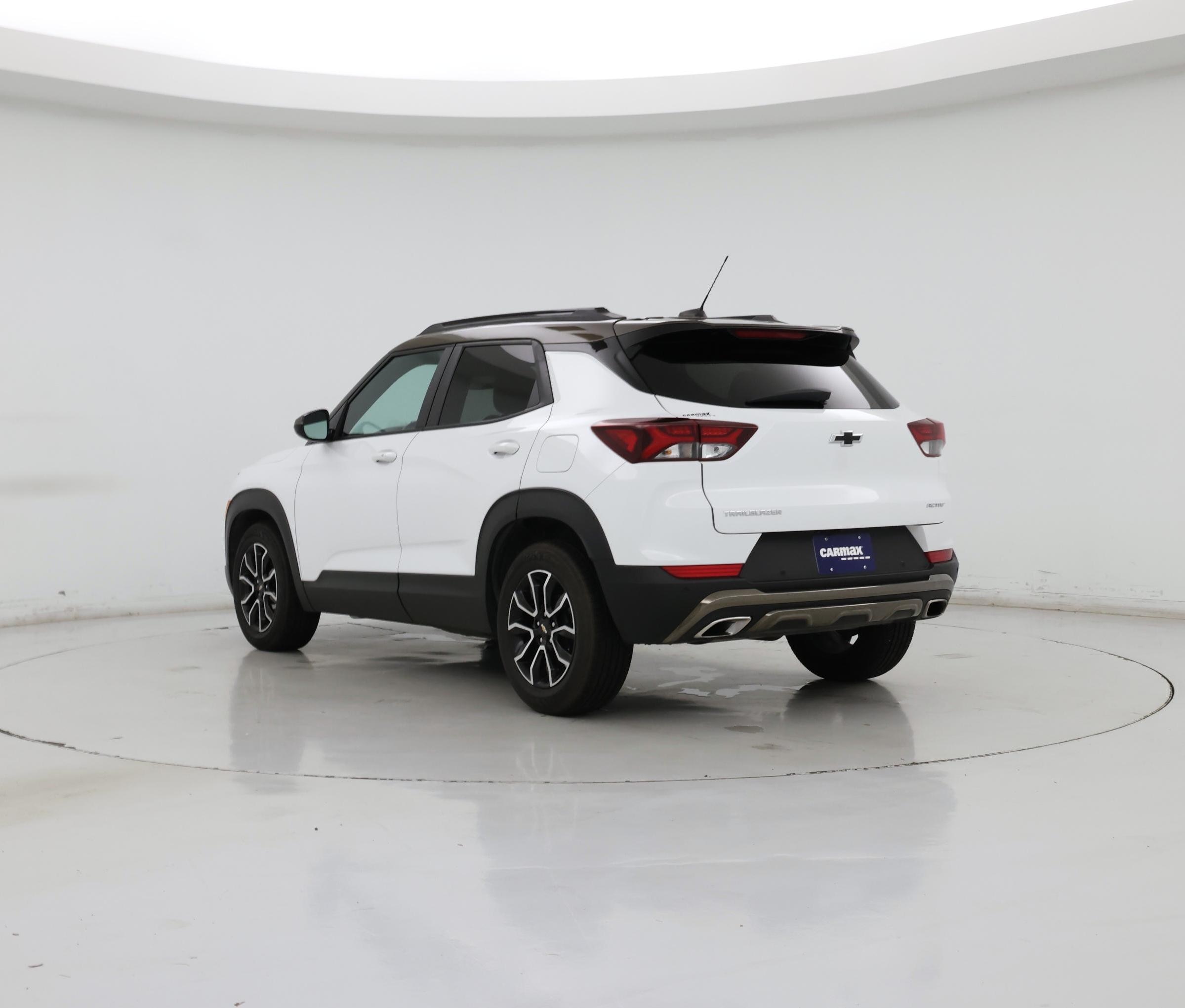 Thumbnail: 2021 Chevrolet TrailBlazer - 2