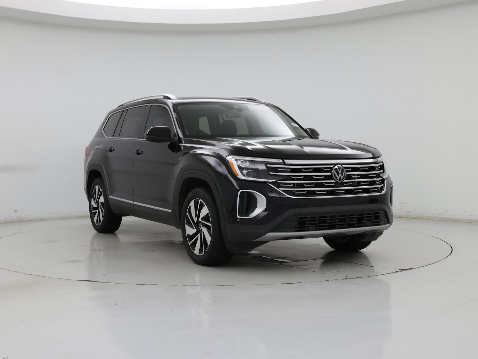Image 2 of 2024 Volkswagen Atlas SEL