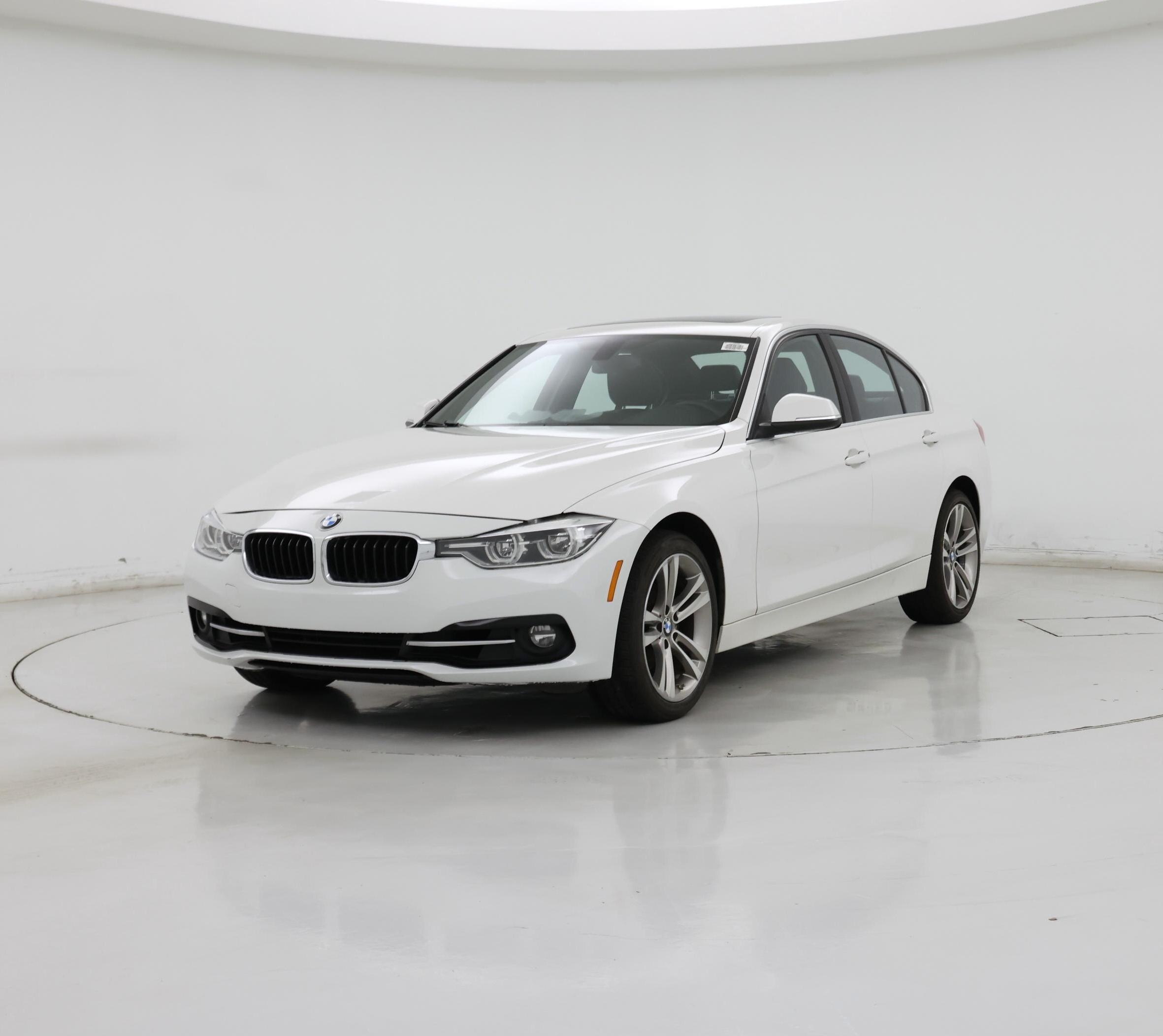 Thumbnail: 2018 BMW 3 Series - 4