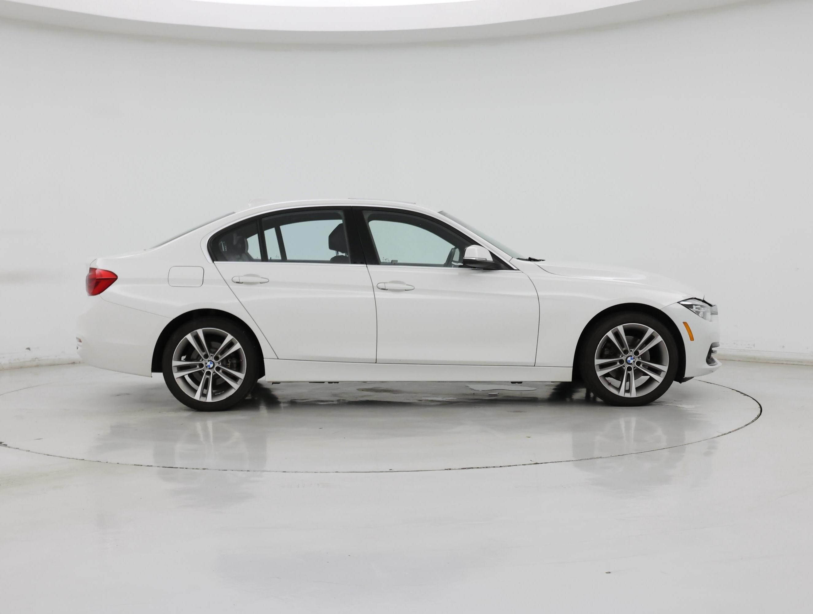 Thumbnail: 2018 BMW 3 Series - 7