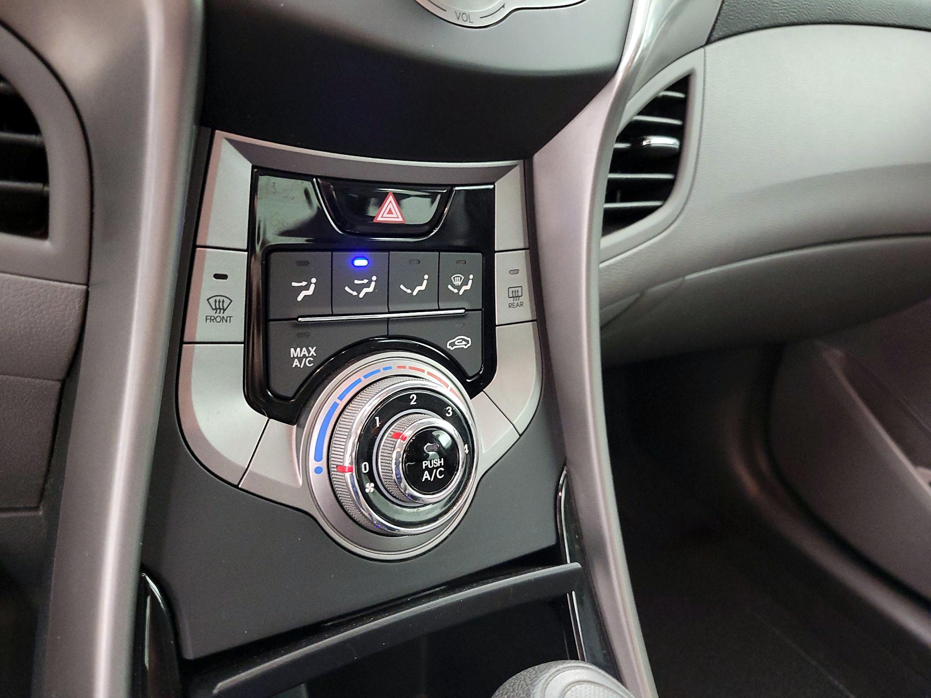 Thumbnail: 2013 Hyundai Elantra - 15