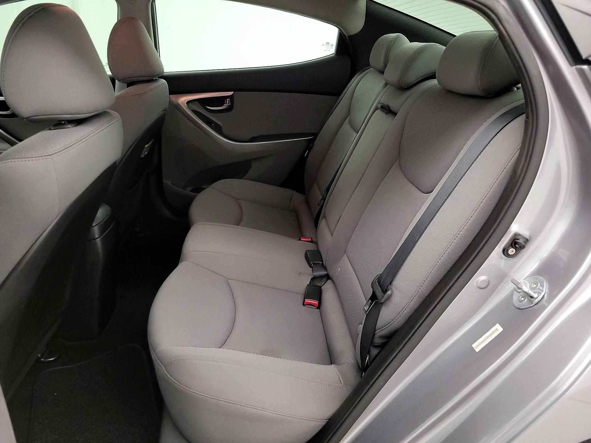 Thumbnail: 2013 Hyundai Elantra - 18