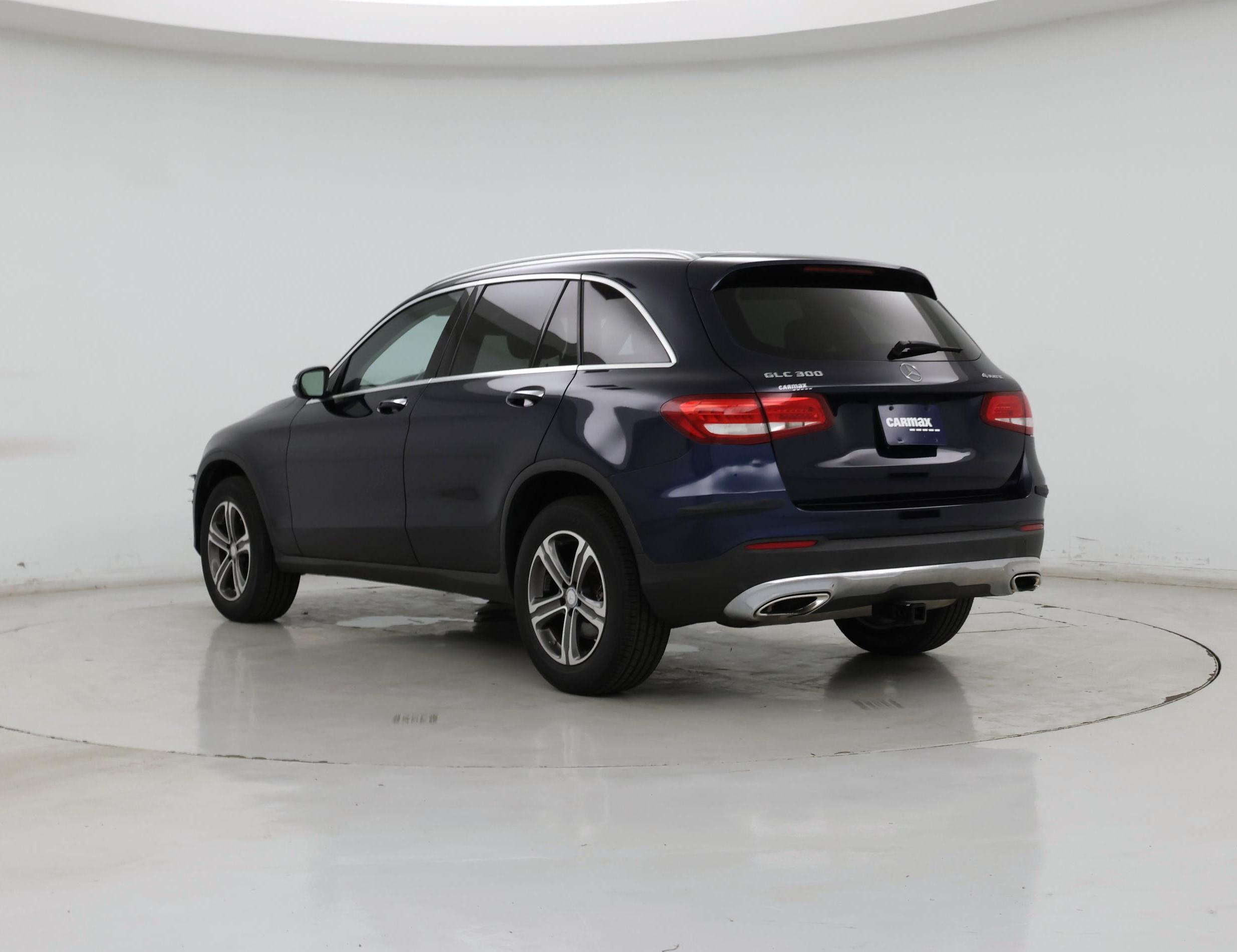 Thumbnail: 2017 Mercedes-Benz GLC - 2