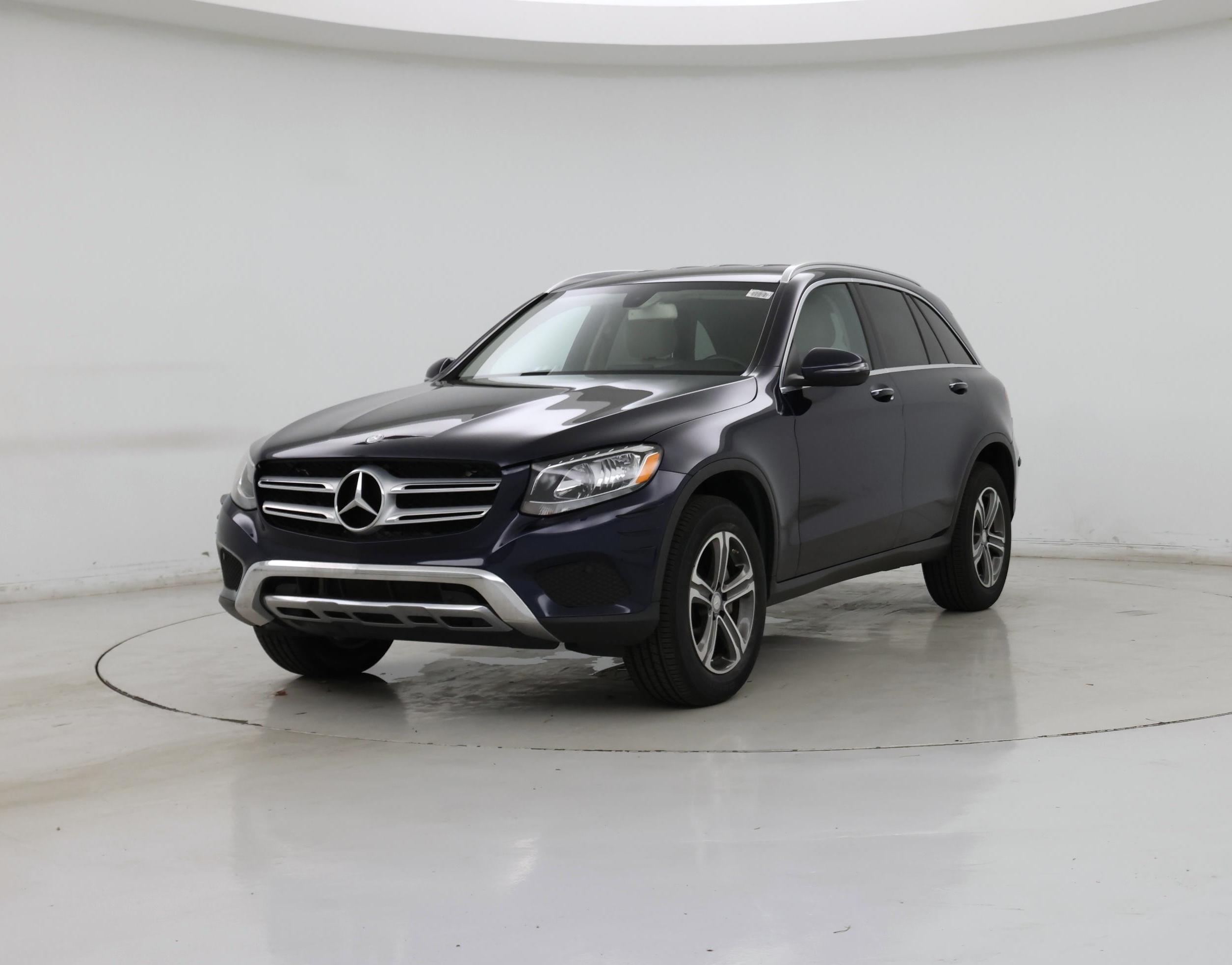Thumbnail: 2017 Mercedes-Benz GLC - 4
