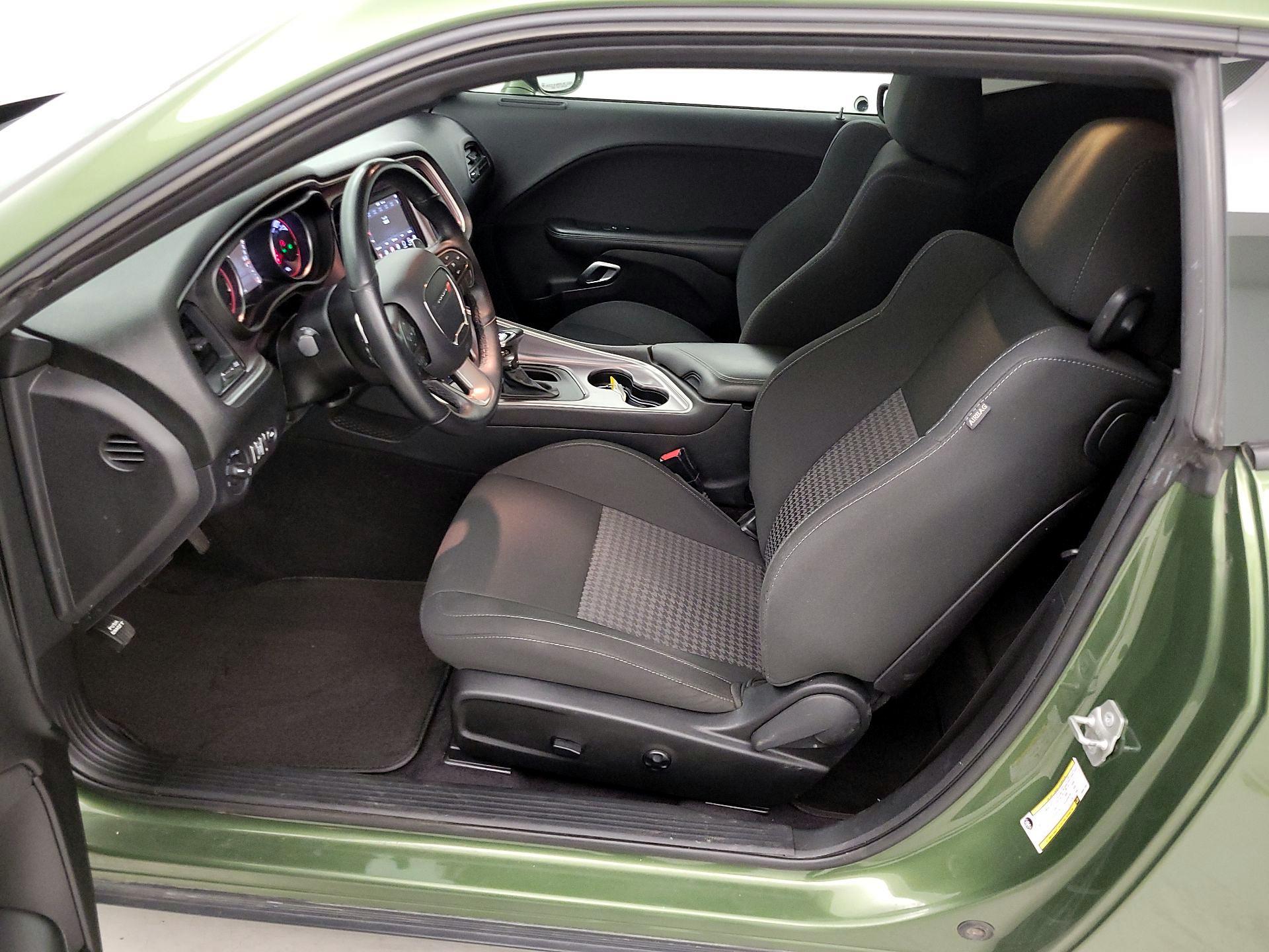 Thumbnail: 2019 Dodge Challenger - 11