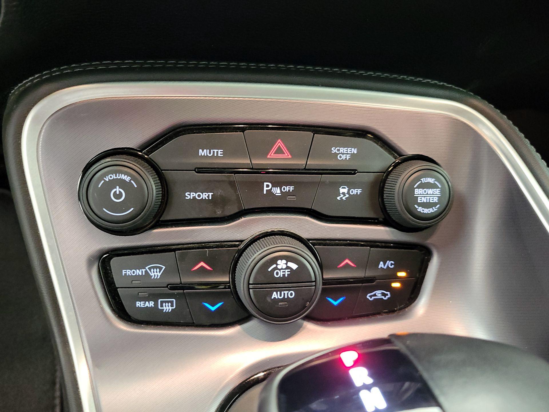 Thumbnail: 2019 Dodge Challenger - 16