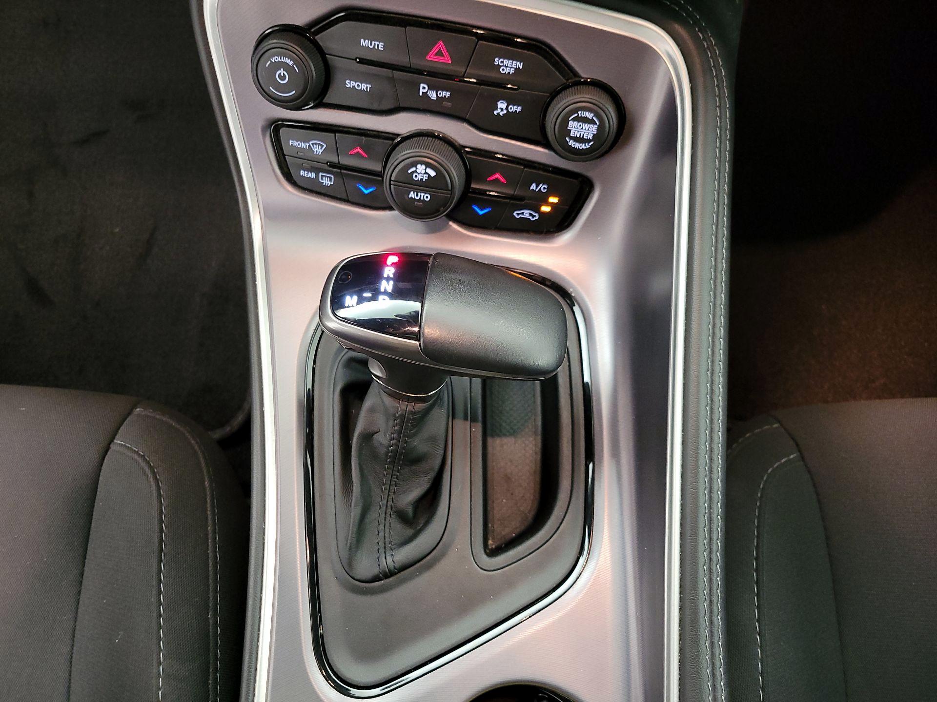Thumbnail: 2019 Dodge Challenger - 17