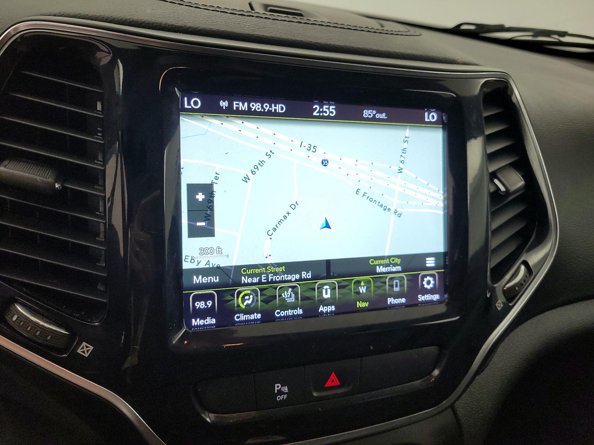 Thumbnail: 2020 Jeep Cherokee - 14