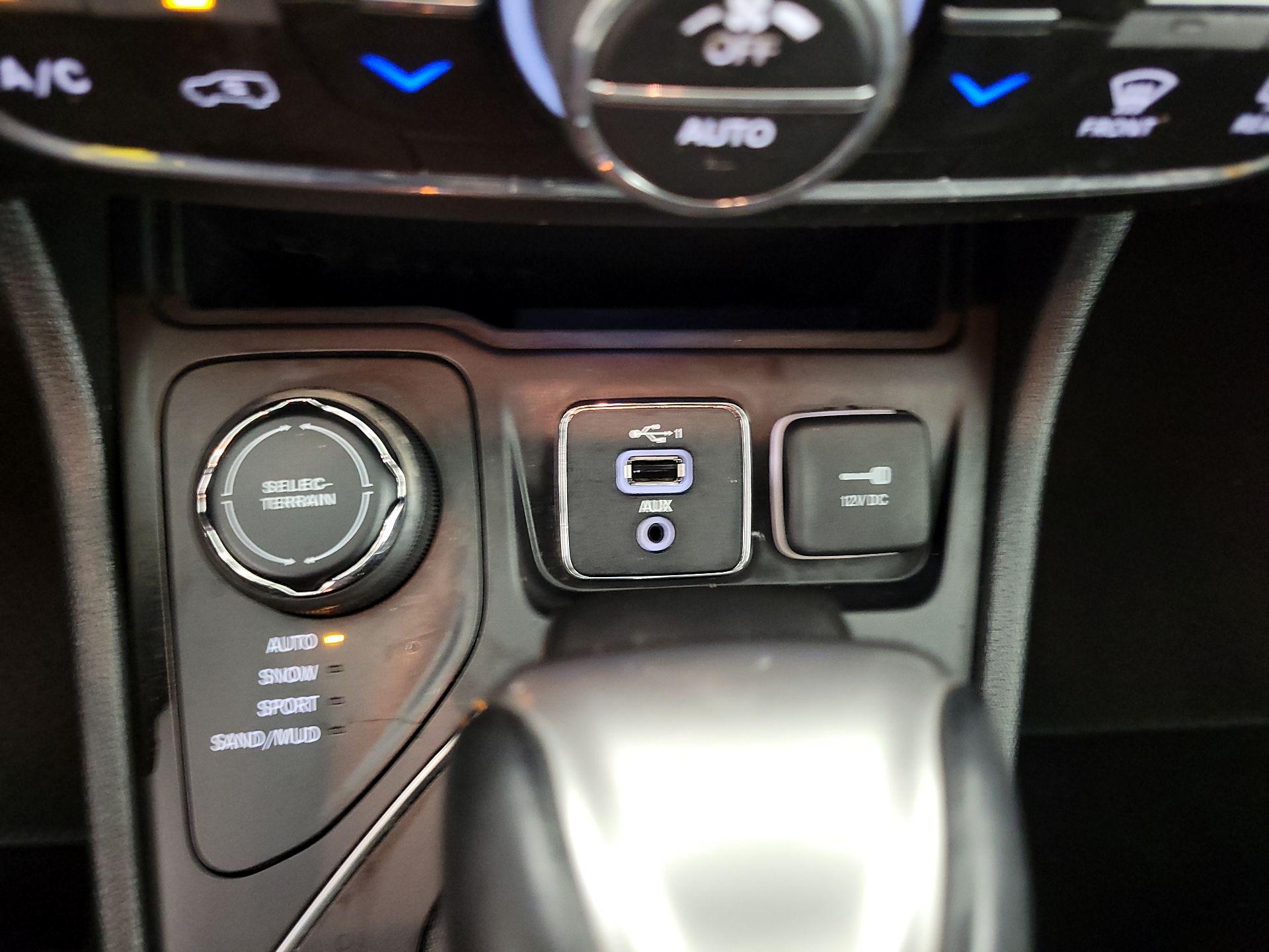 Thumbnail: 2020 Jeep Cherokee - 19