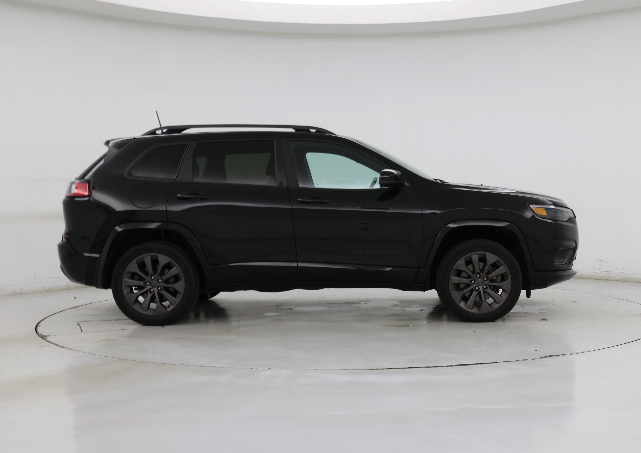 Thumbnail: 2020 Jeep Cherokee - 7