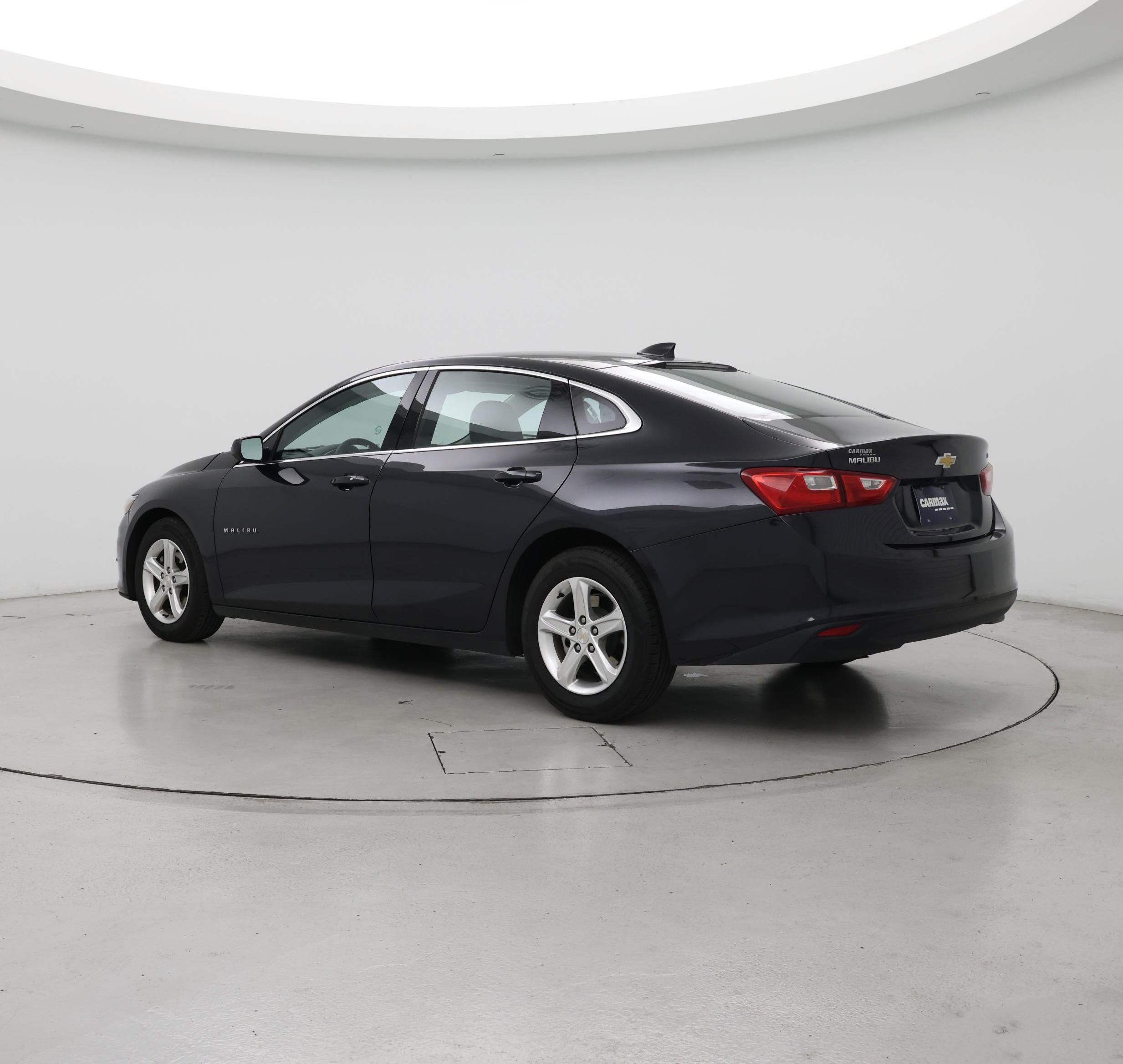 Thumbnail: 2023 Chevrolet Malibu - 2