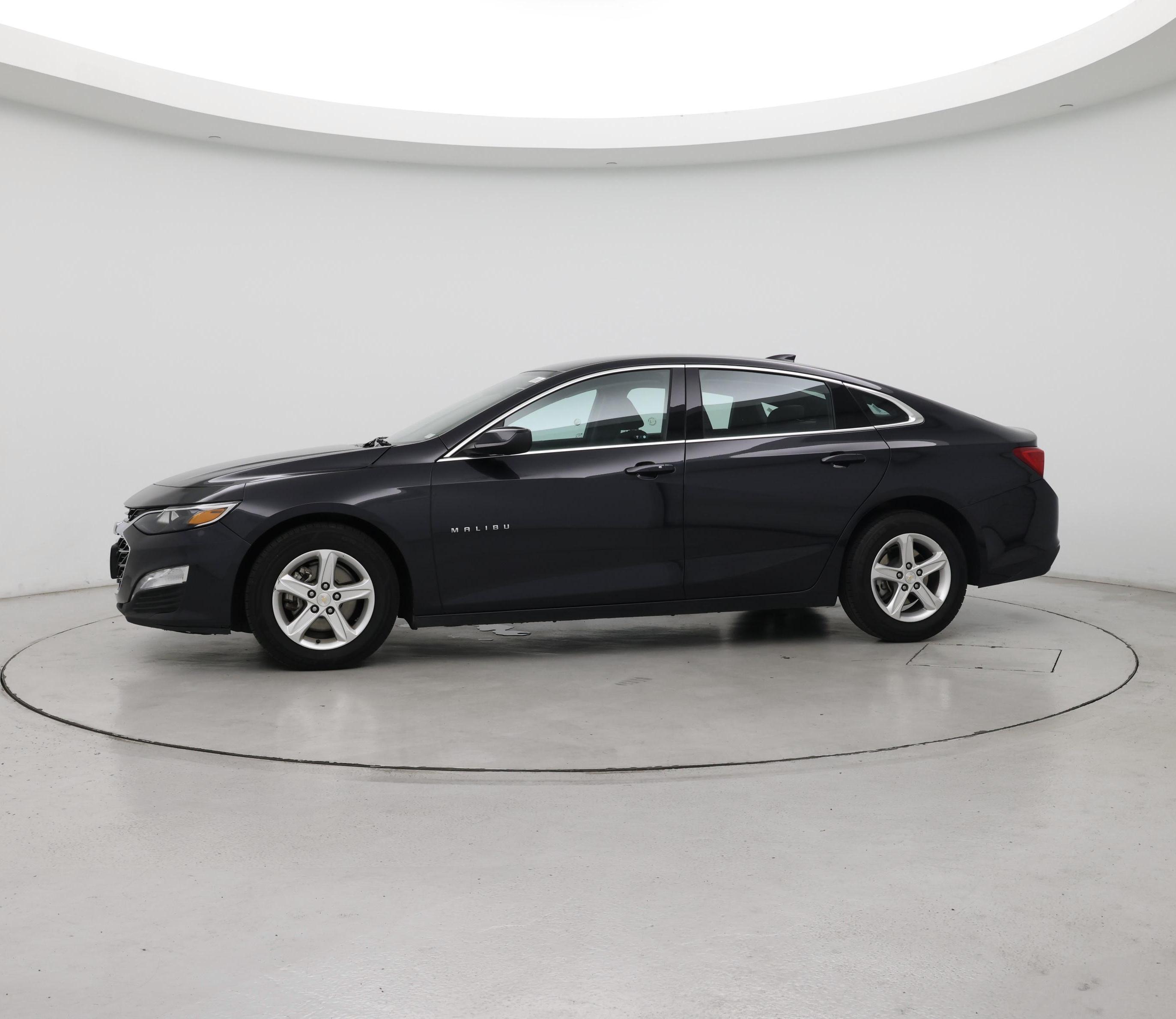 Thumbnail: 2023 Chevrolet Malibu - 3