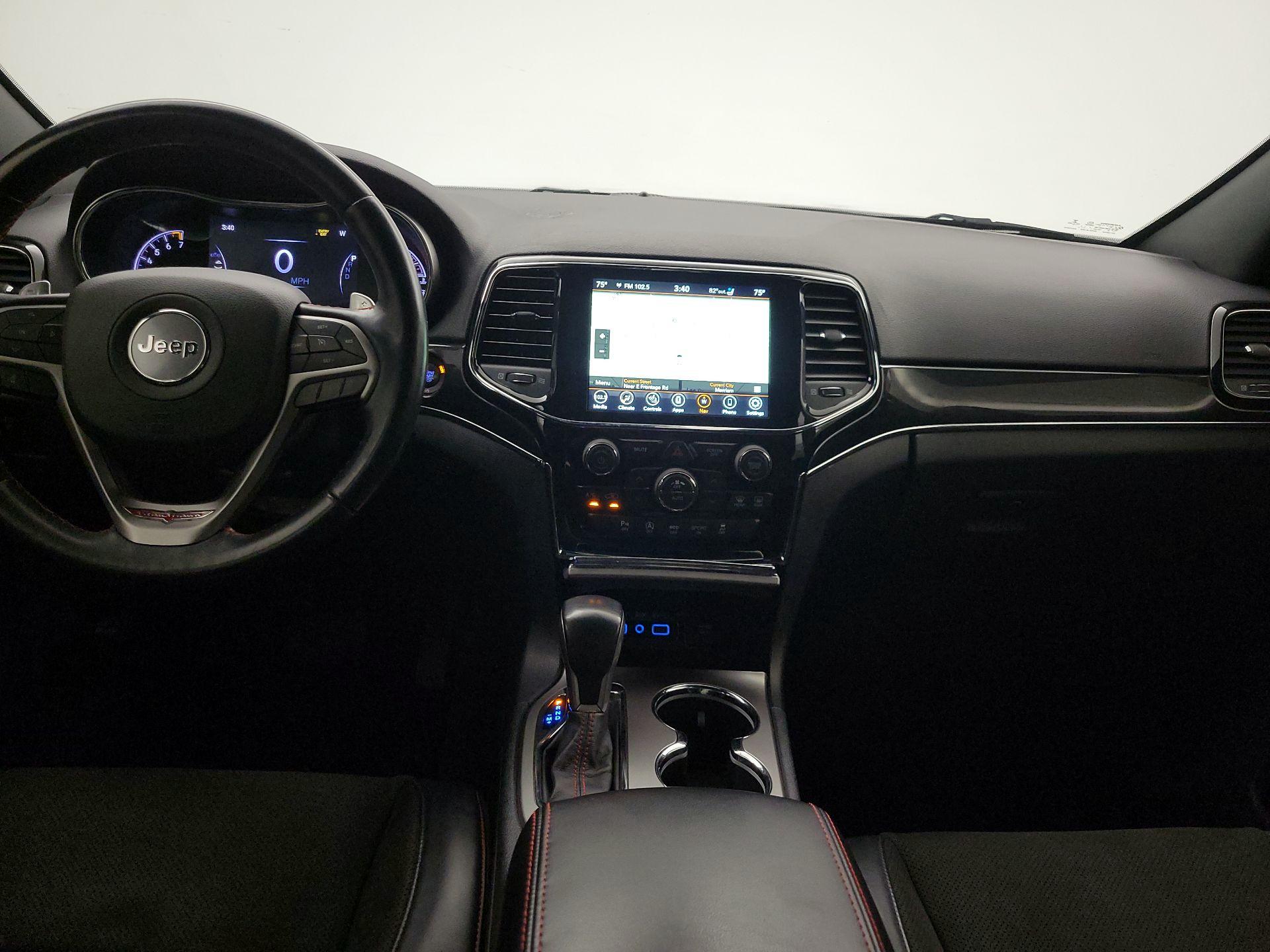 Thumbnail: 2020 Jeep Grand Cherokee - 9