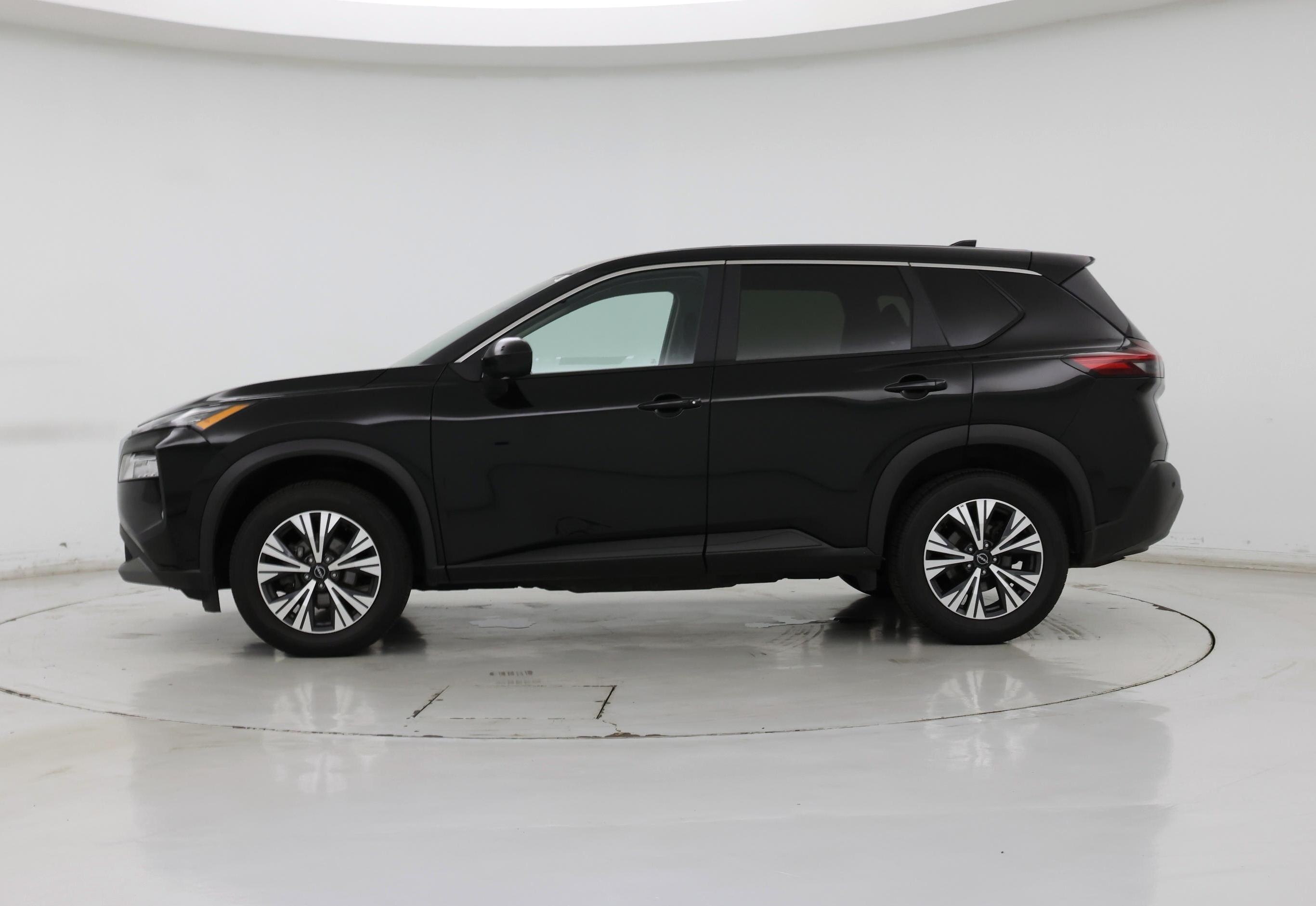 Thumbnail: 2023 Nissan Rogue - 3