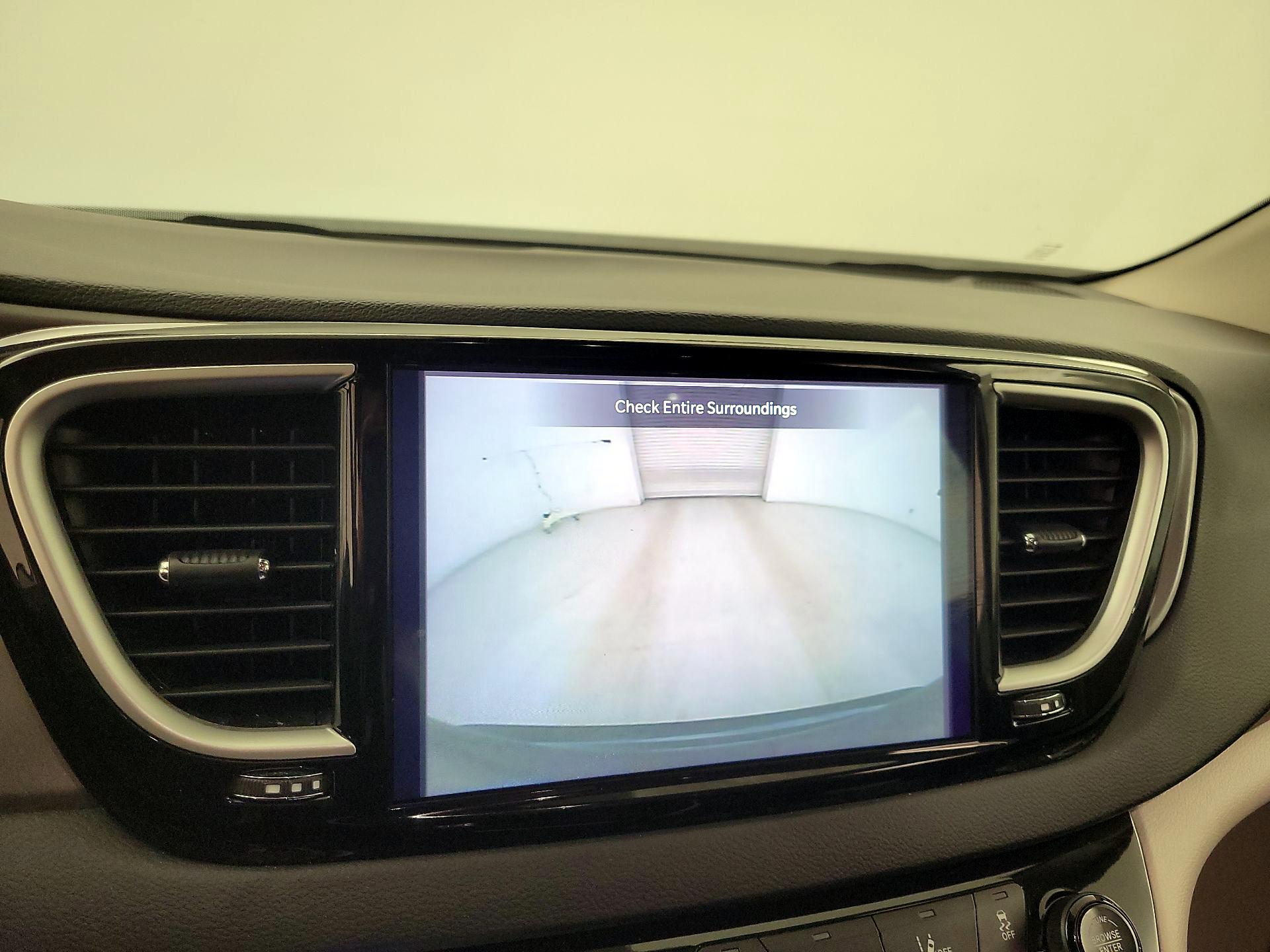 Thumbnail: 2023 Chrysler Pacifica - 14