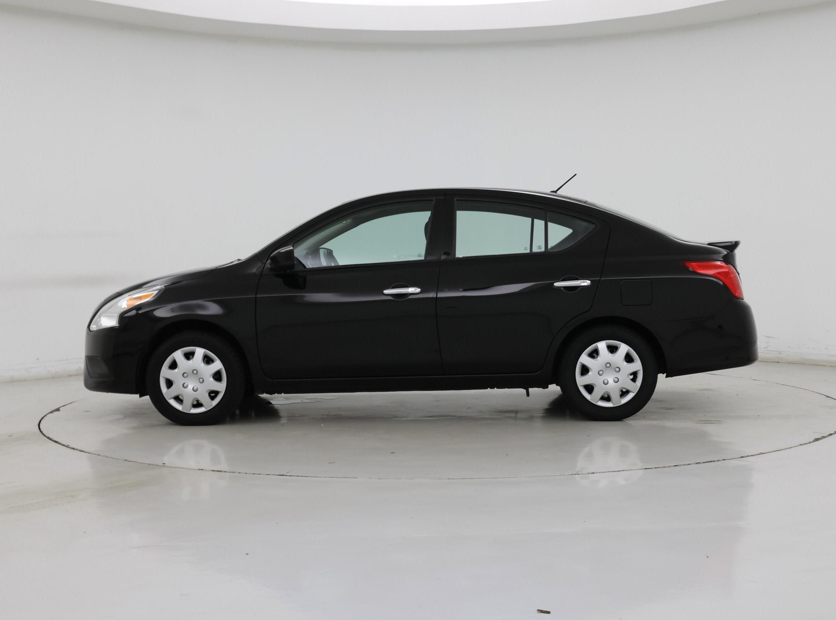 Thumbnail: 2019 Nissan Versa - 3