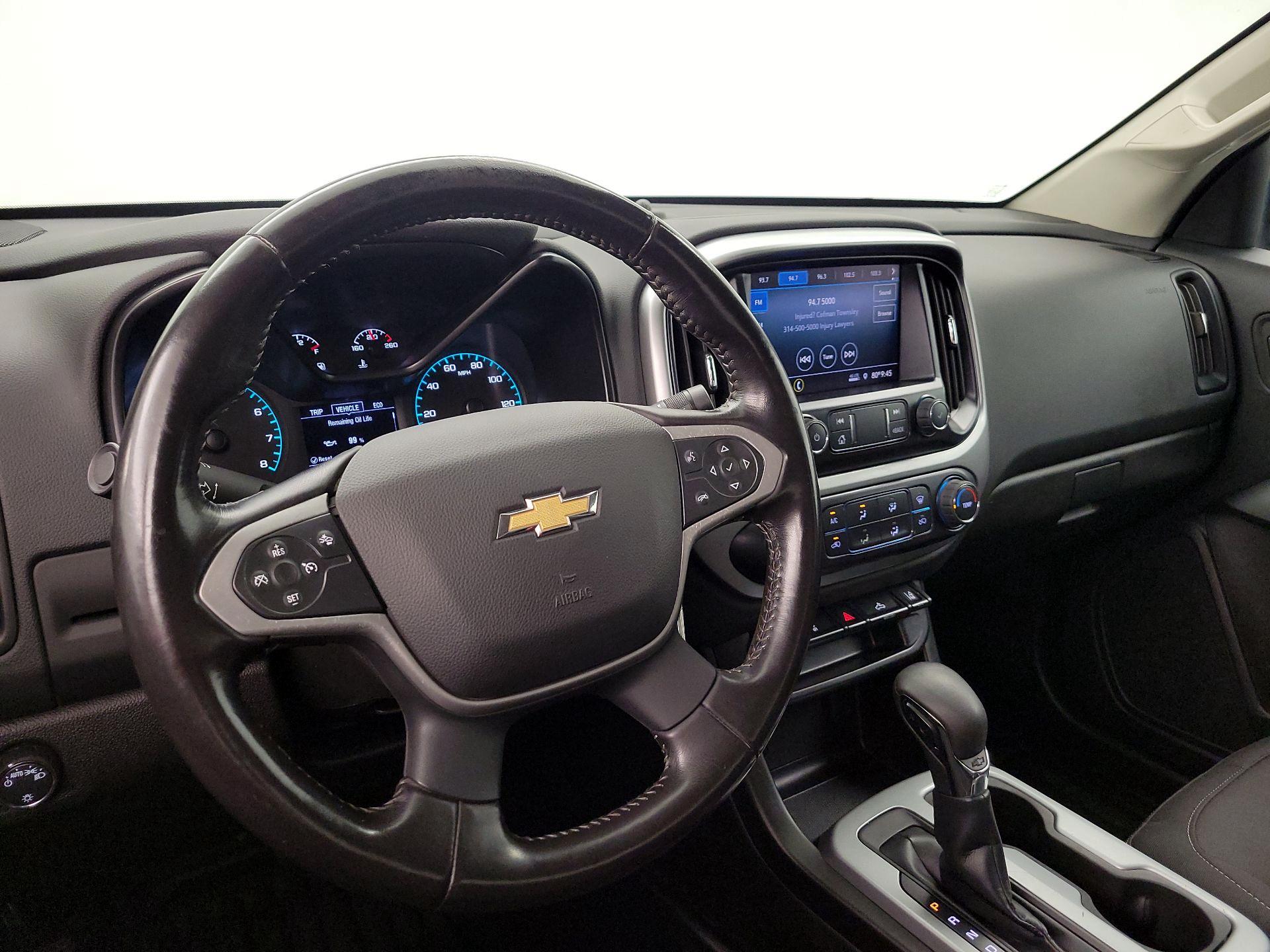 Thumbnail: 2022 Chevrolet Colorado - 9