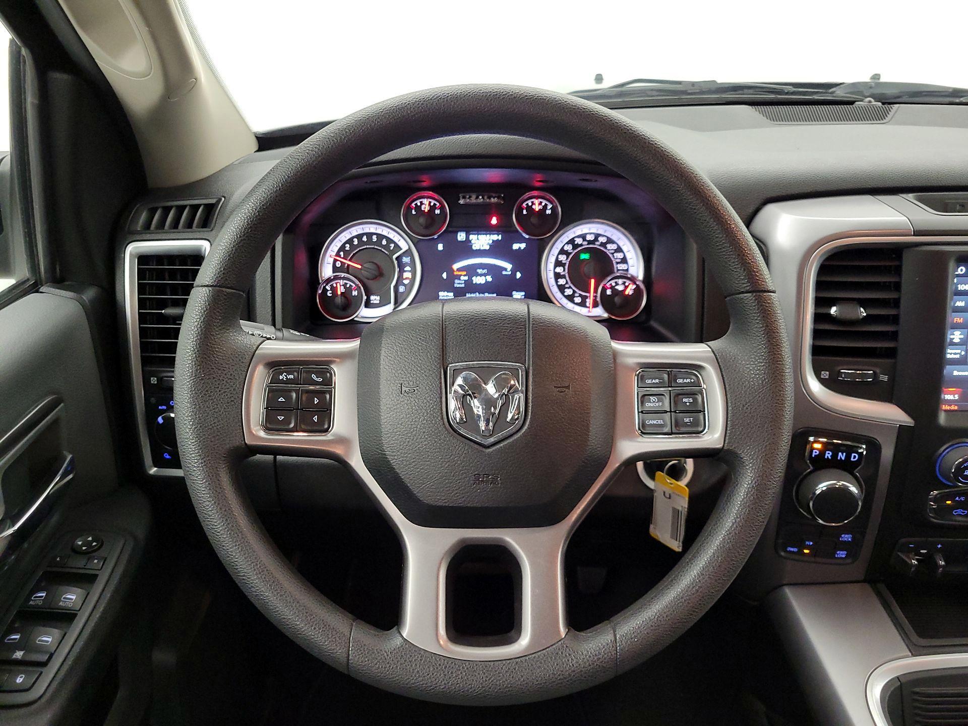 Thumbnail: 2023 RAM 1500 Classic - 10
