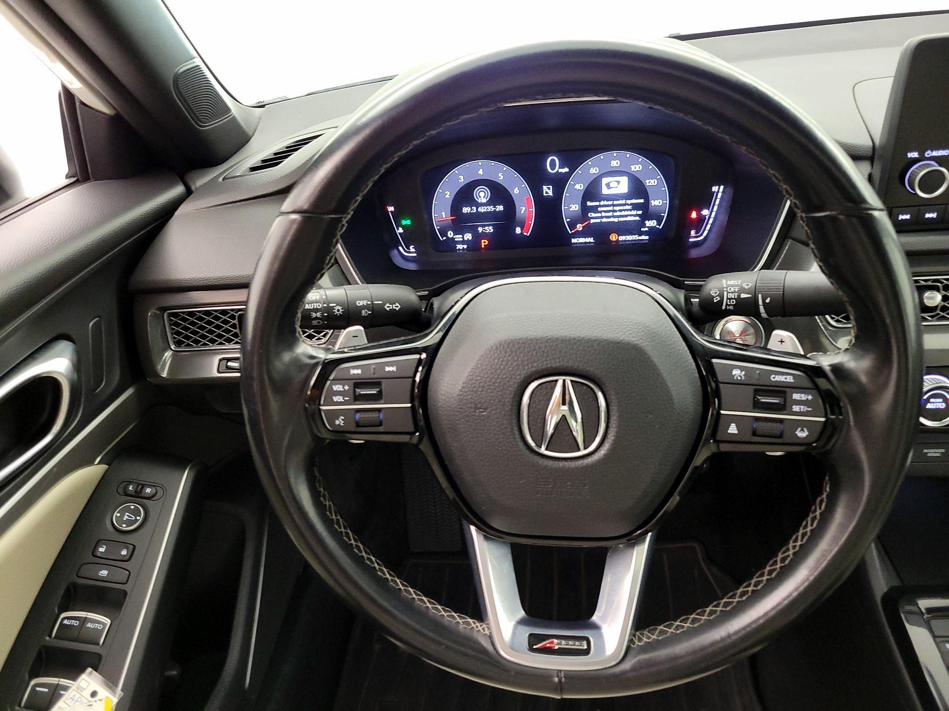 Thumbnail: 2023 Acura Integra - 10