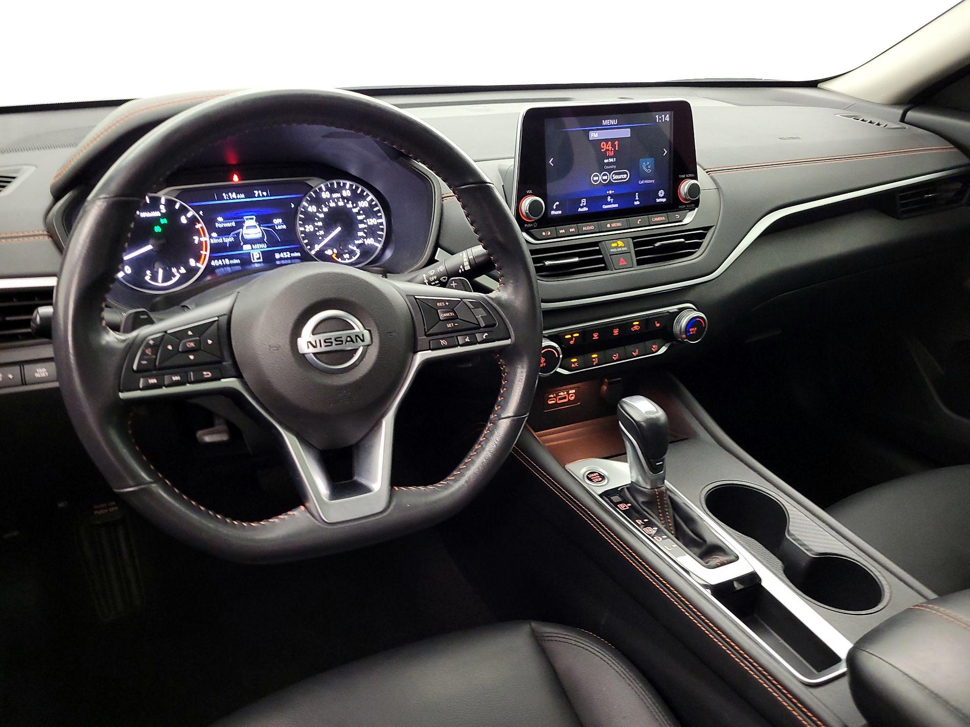 Thumbnail: 2022 Nissan Altima - 9