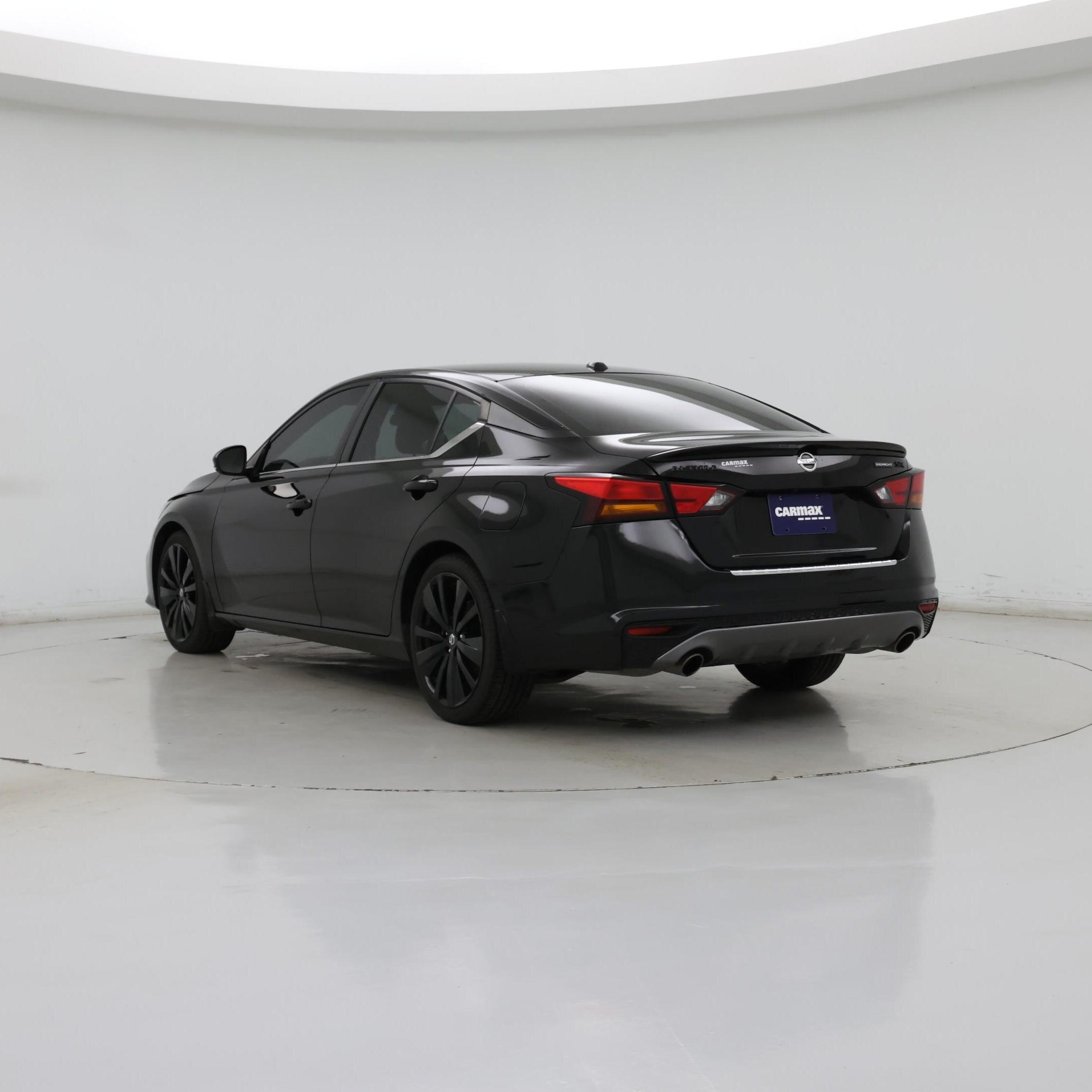 Thumbnail: 2022 Nissan Altima - 2