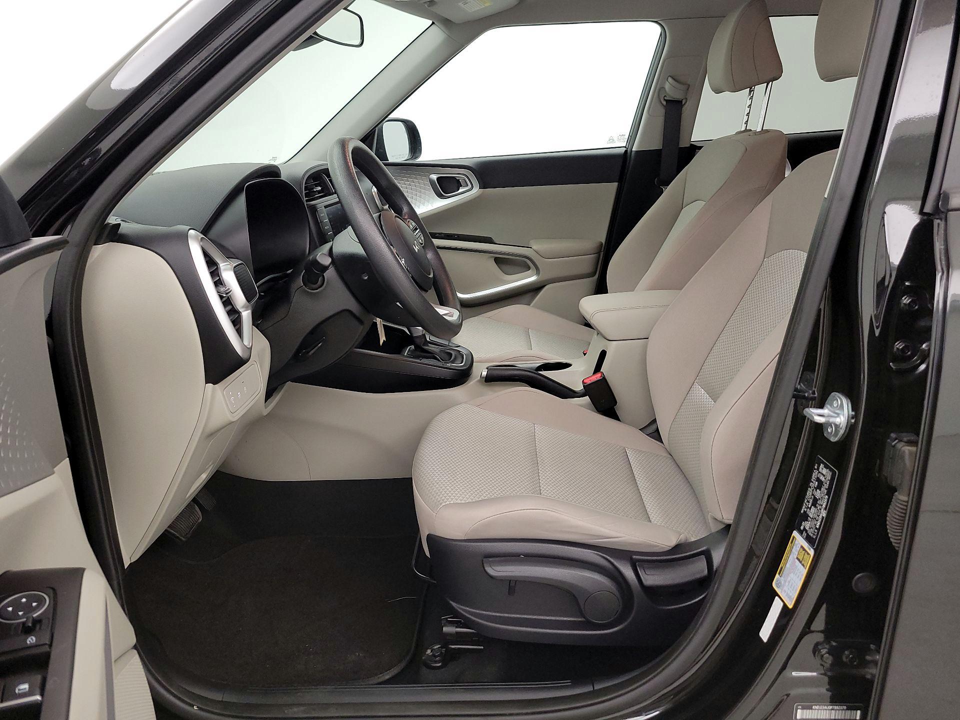 Thumbnail: 2023 Kia Soul - 11