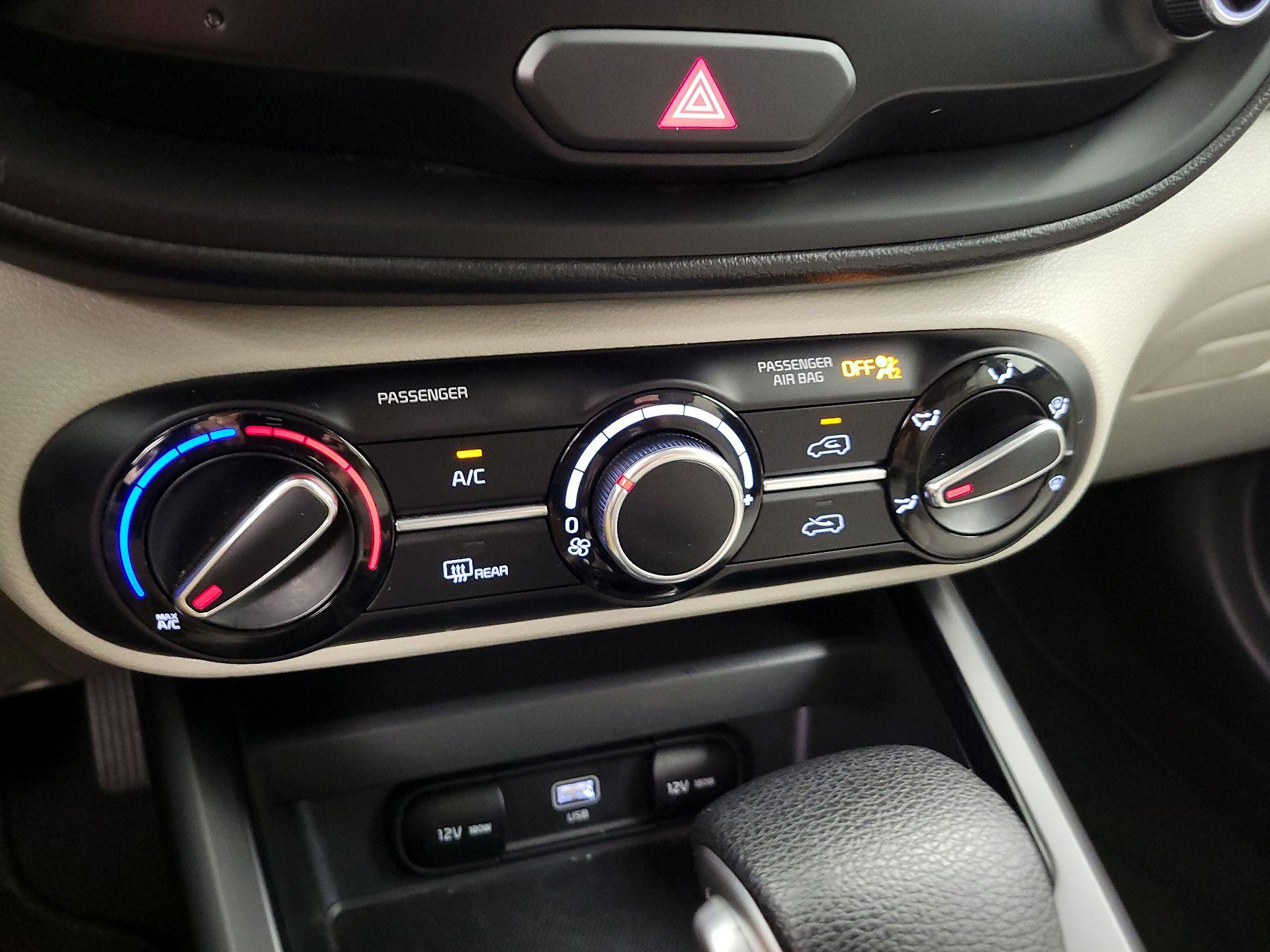Thumbnail: 2023 Kia Soul - 16