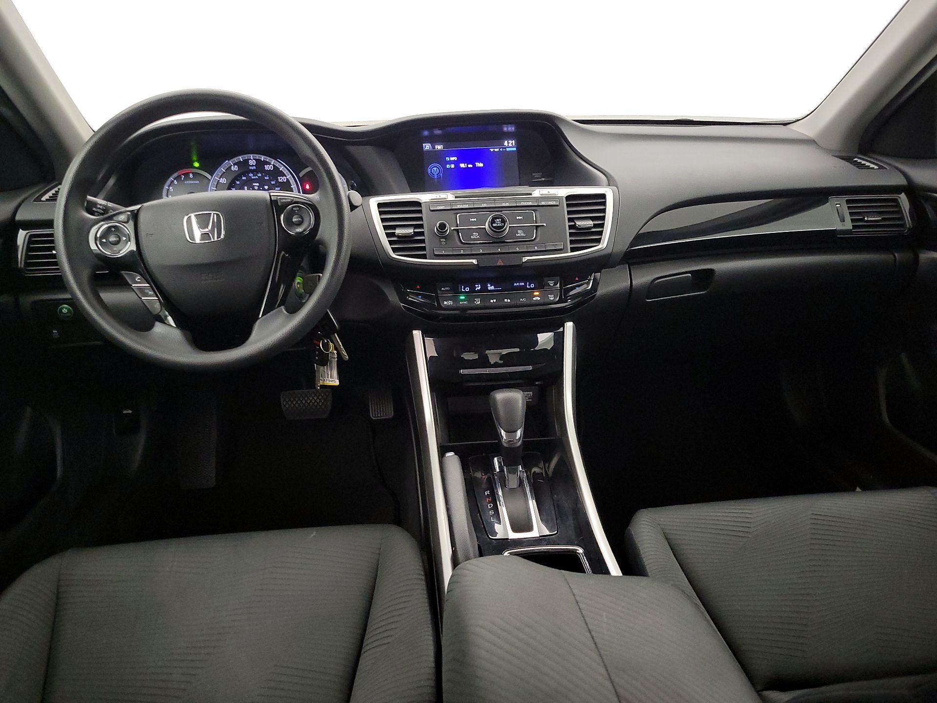 Thumbnail: 2016 Honda Accord - 9