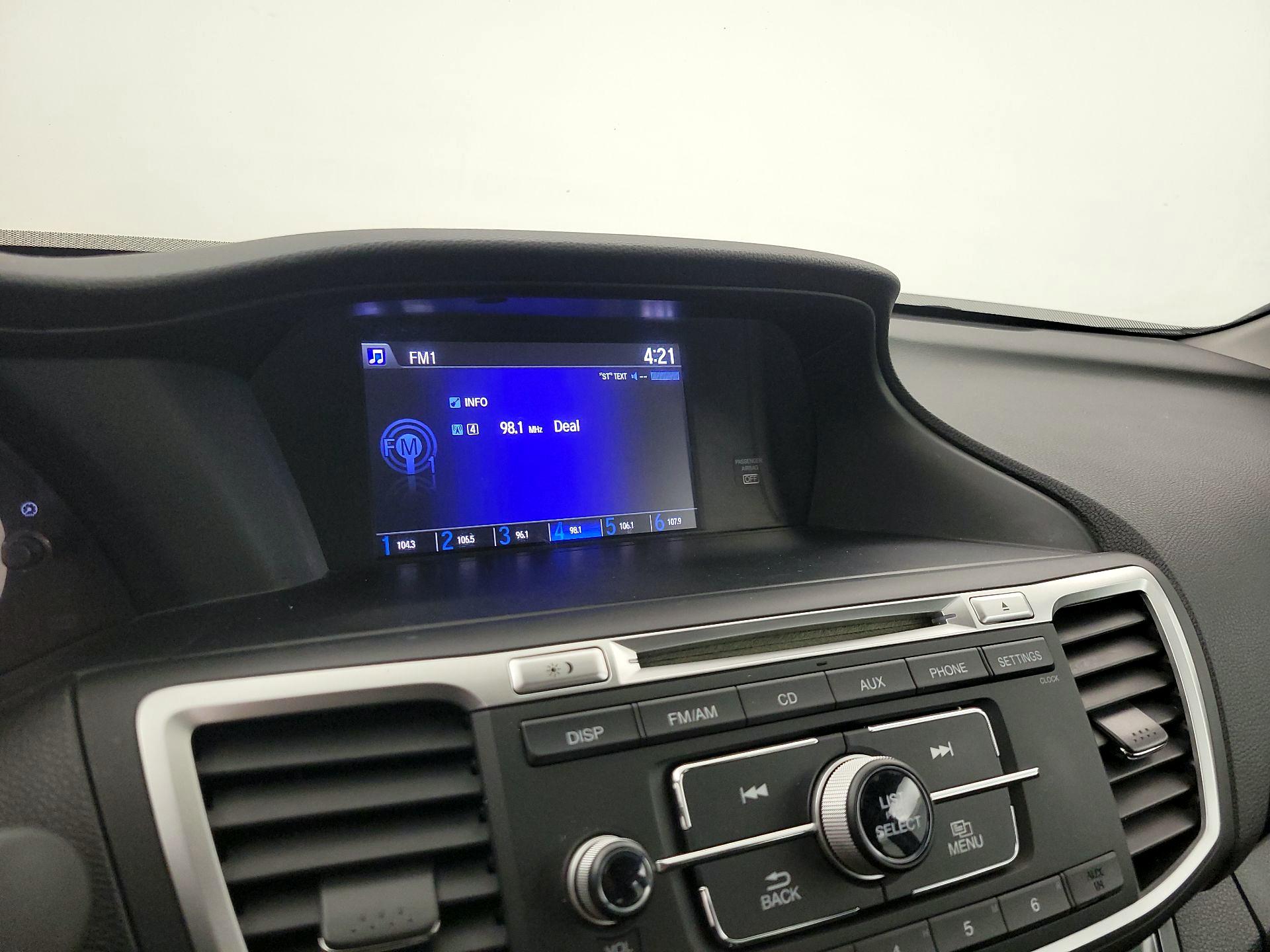Thumbnail: 2016 Honda Accord - 15