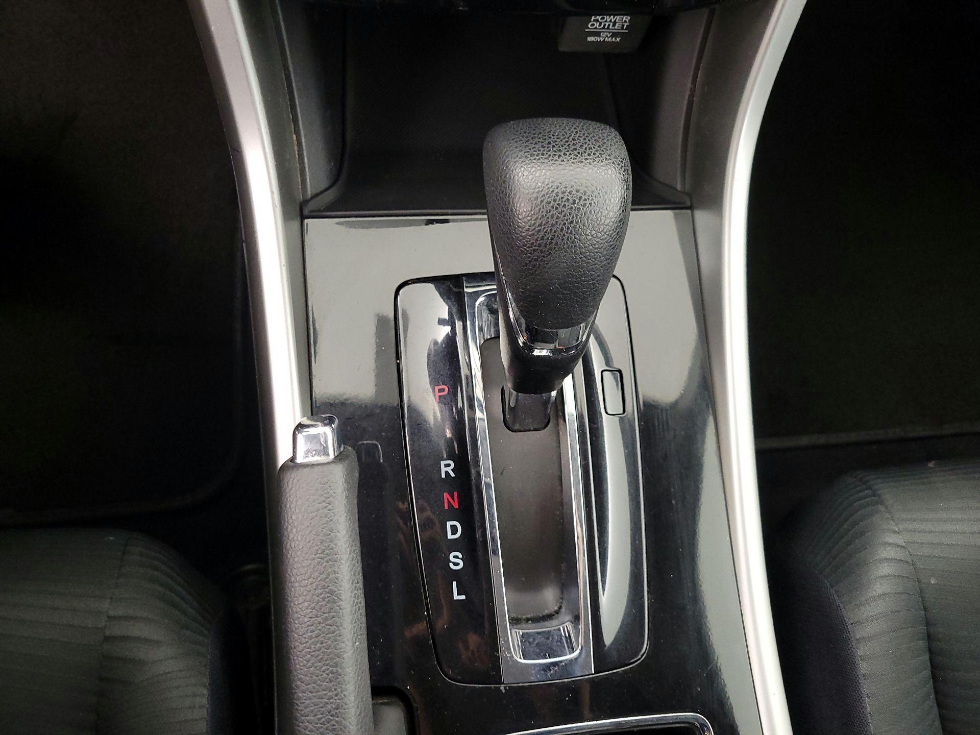 Thumbnail: 2016 Honda Accord - 17
