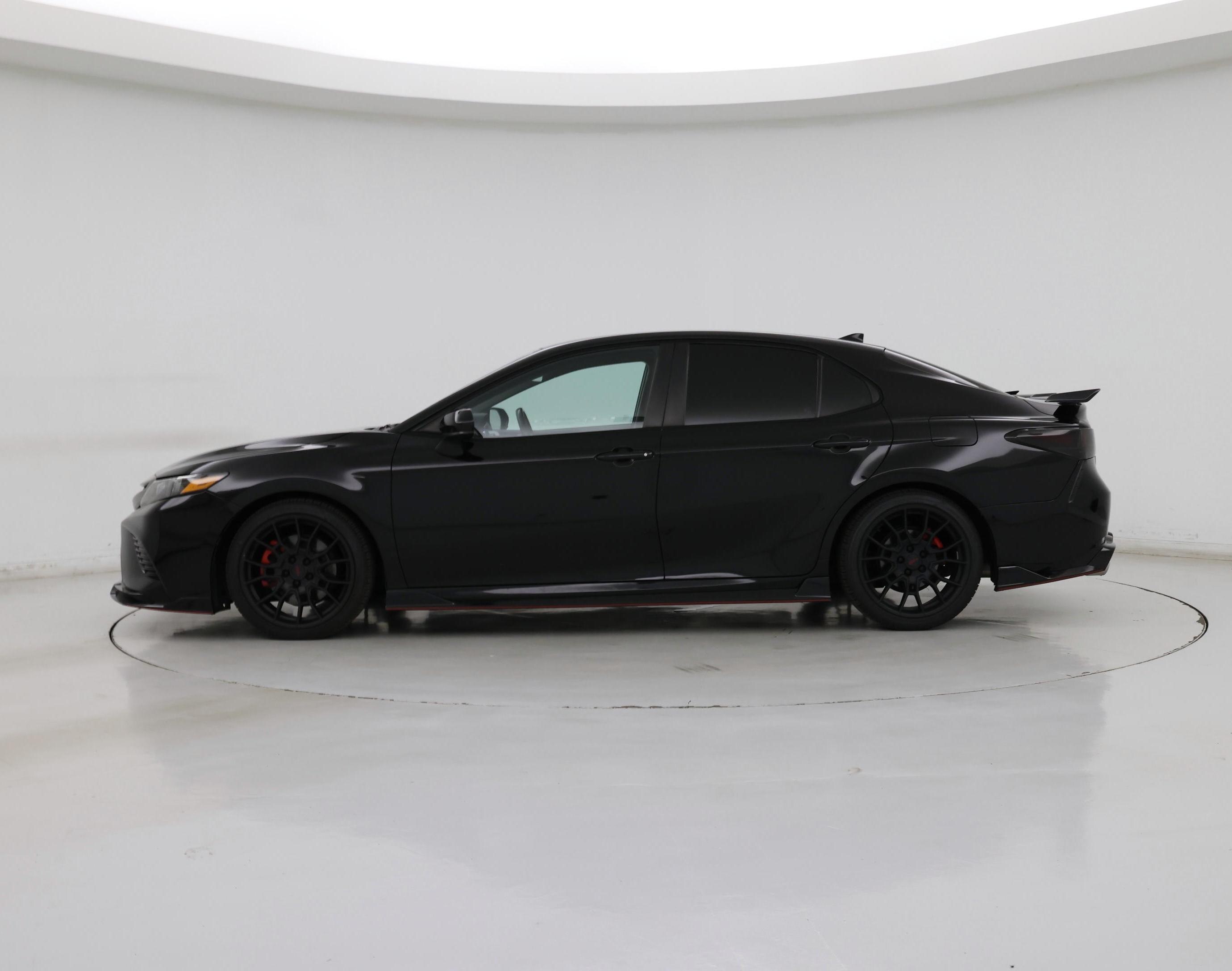 Thumbnail: 2020 Toyota Camry - 3