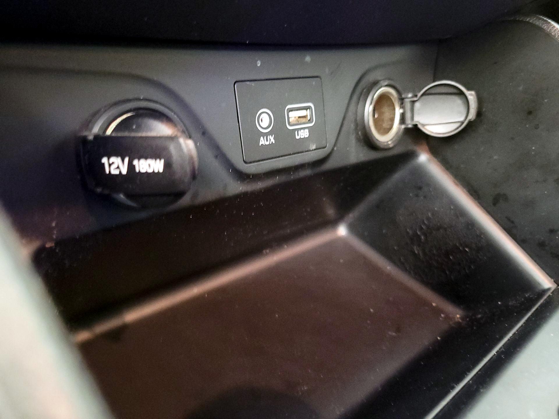 Thumbnail: 2019 Hyundai Tucson - 18