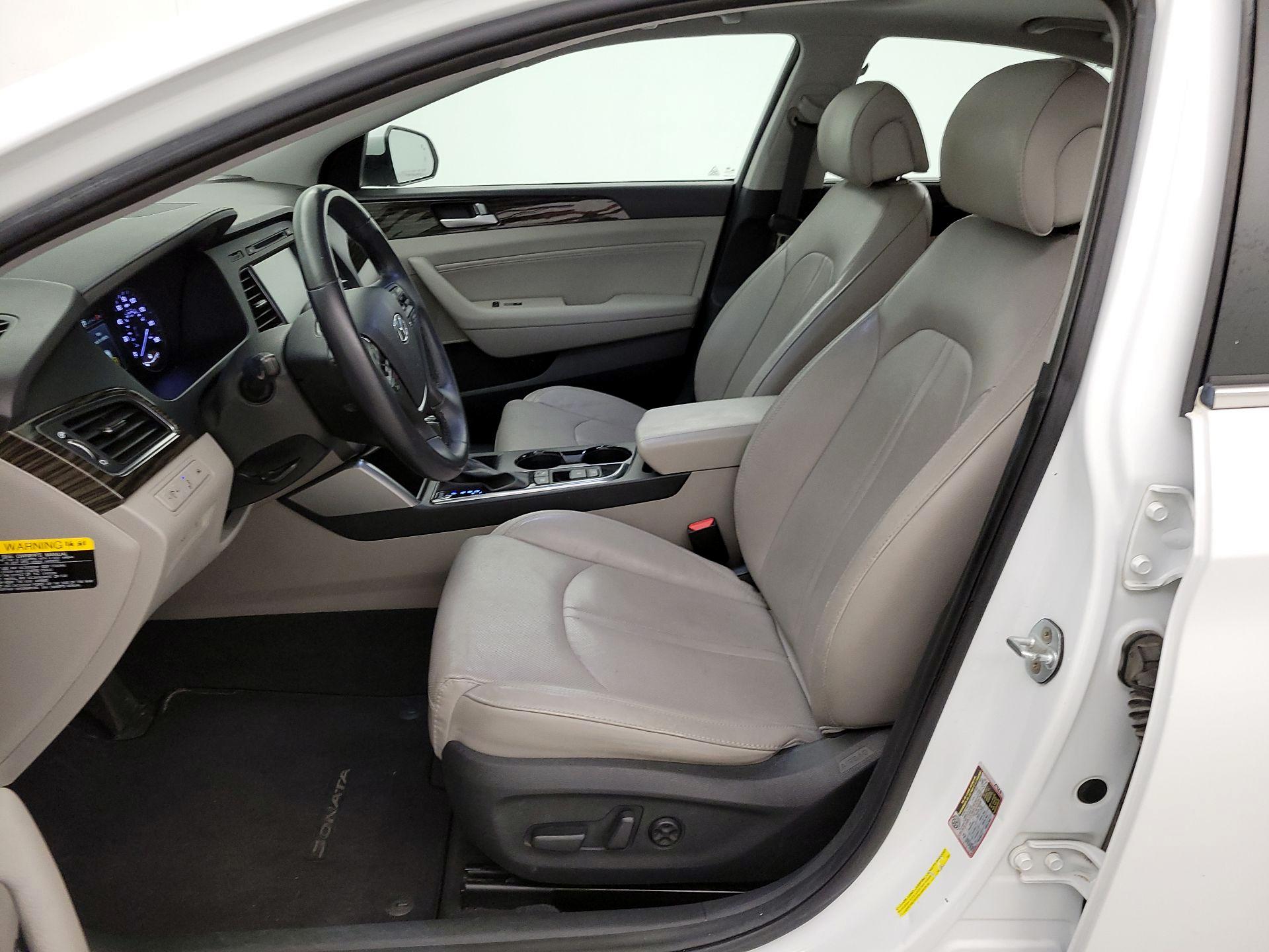 Thumbnail: 2017 Hyundai Sonata - 11