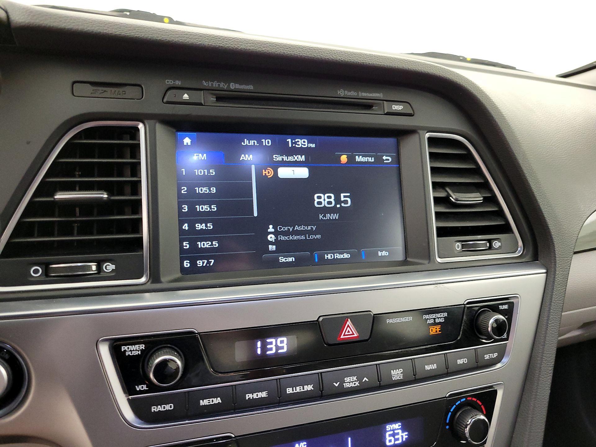 Thumbnail: 2017 Hyundai Sonata - 16