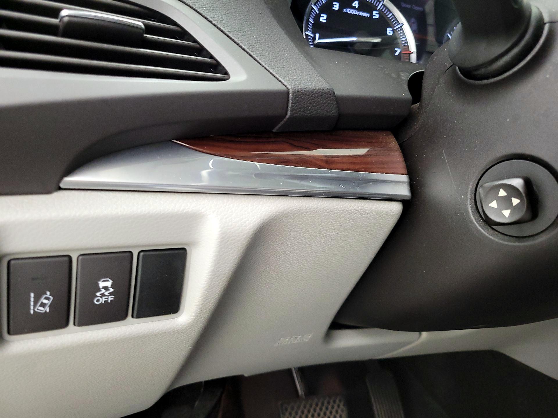Thumbnail: 2016 Acura MDX - 13