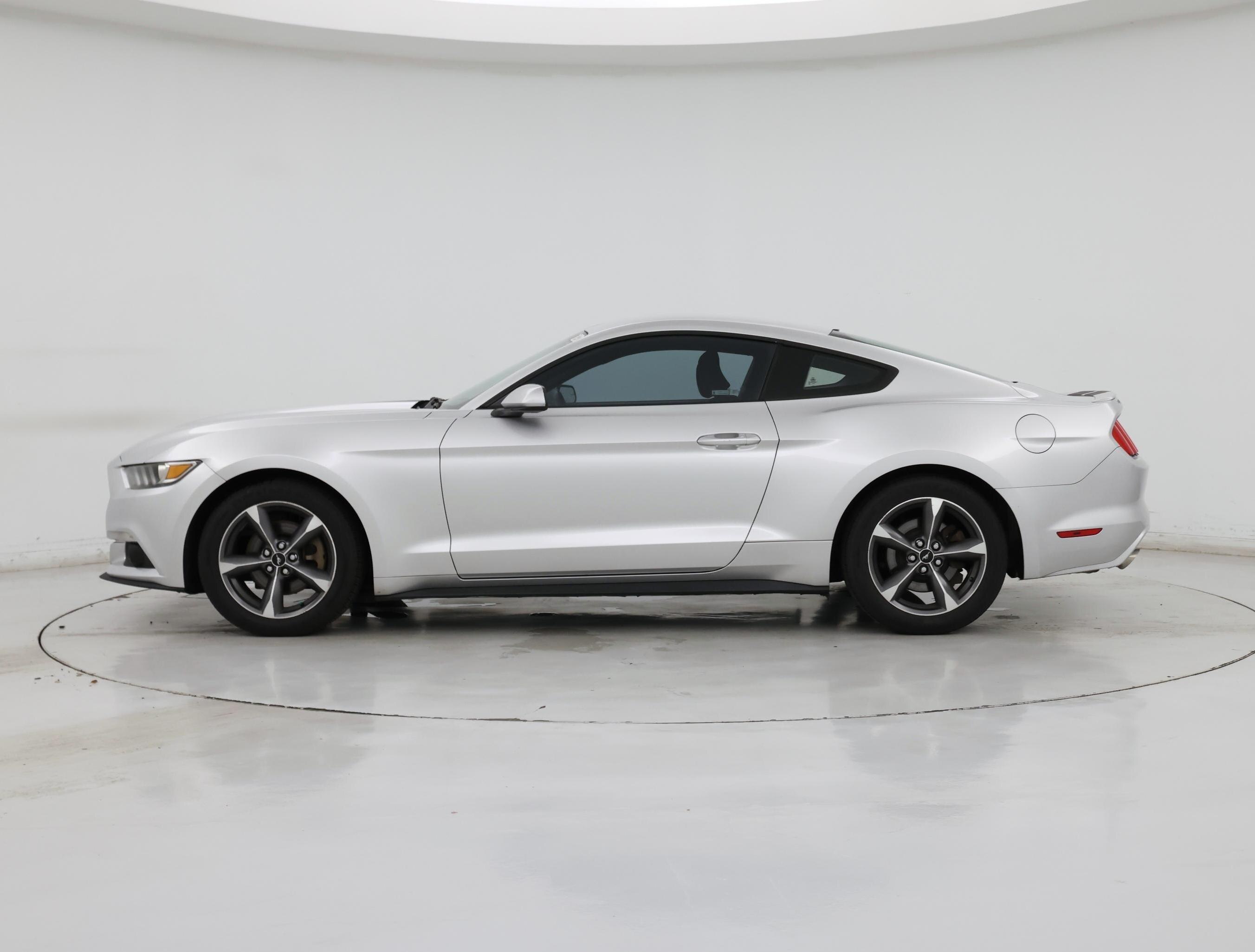Thumbnail: 2015 Ford Mustang - 3