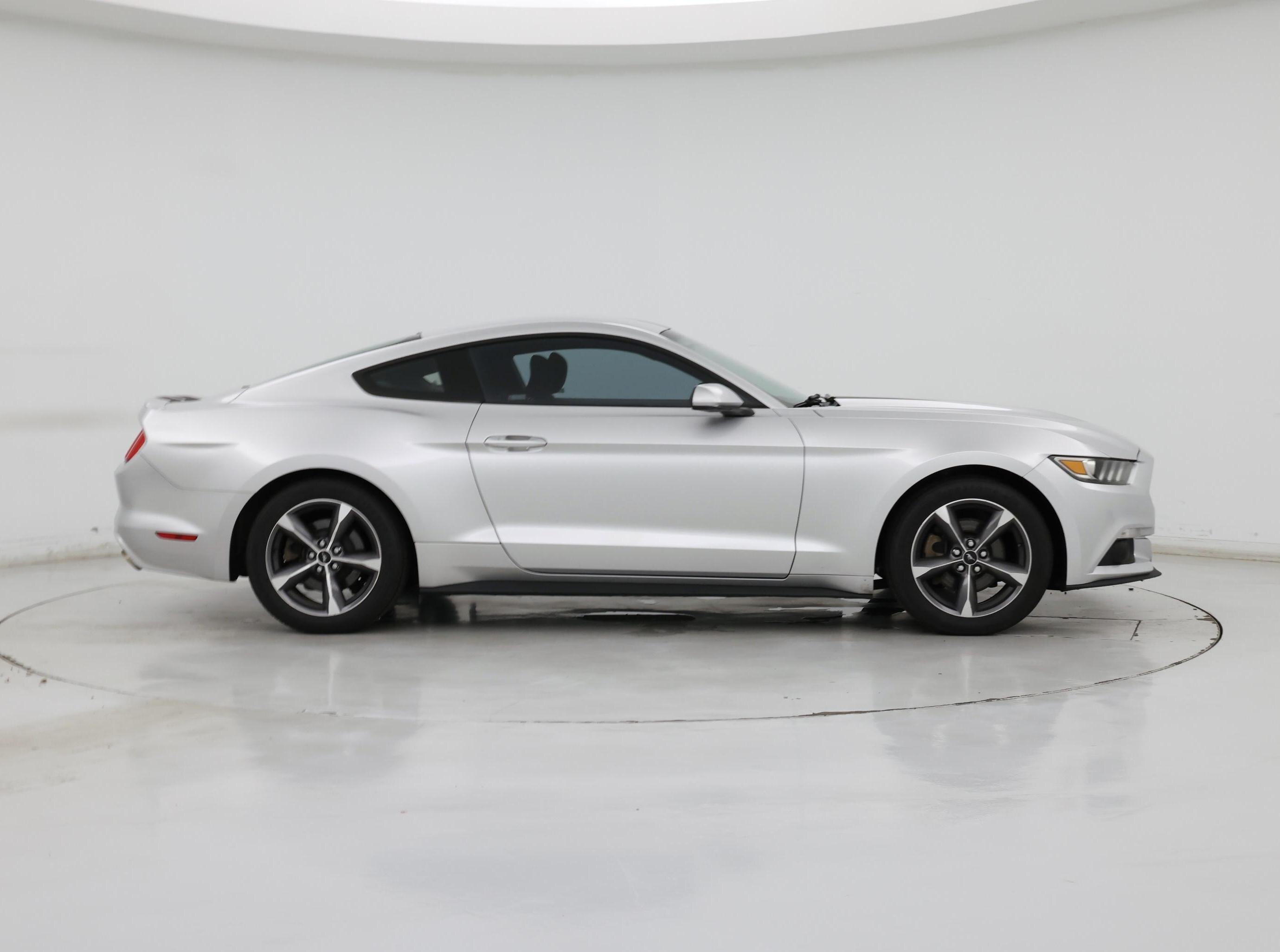 Thumbnail: 2015 Ford Mustang - 7