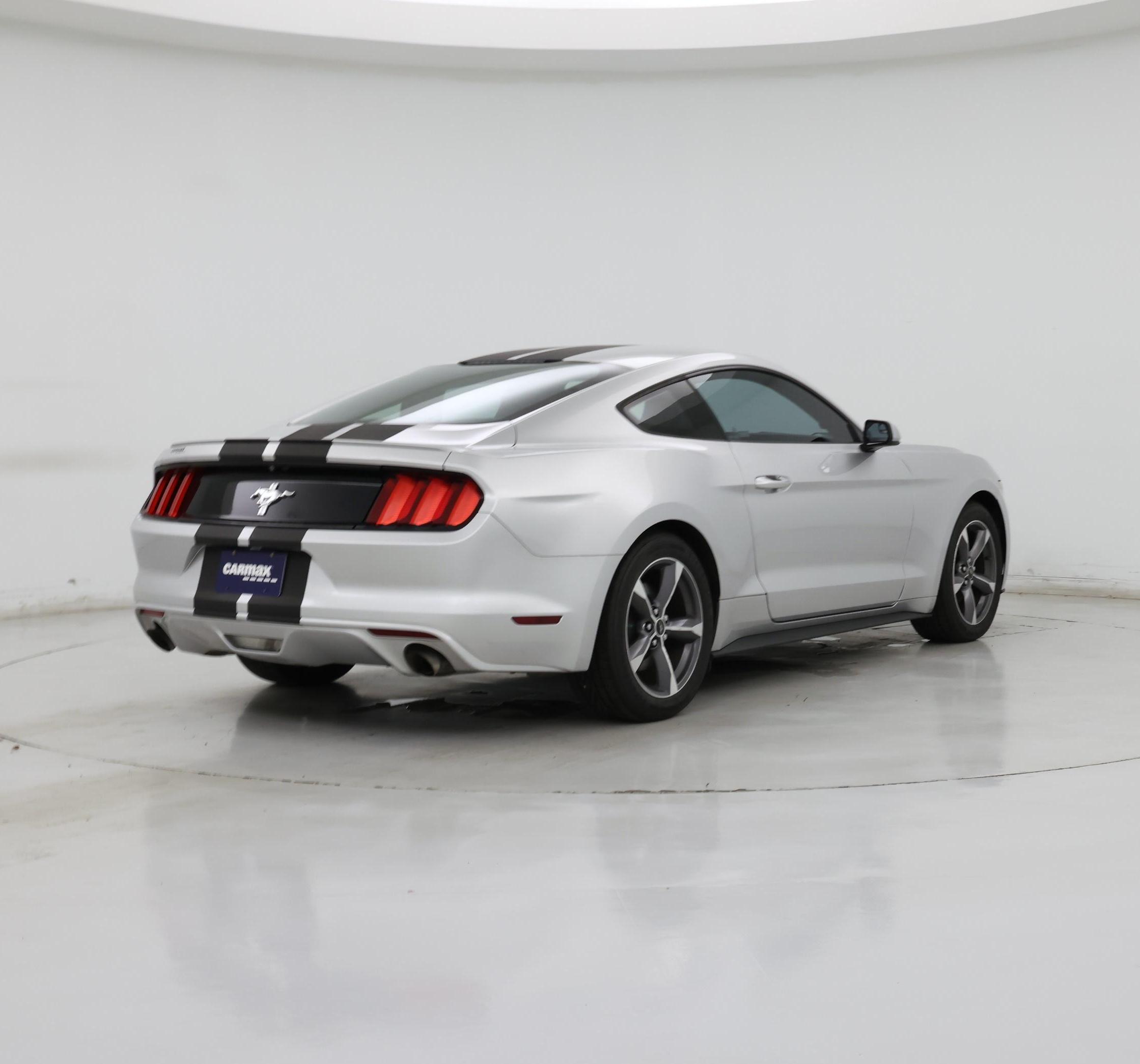 Thumbnail: 2015 Ford Mustang - 8