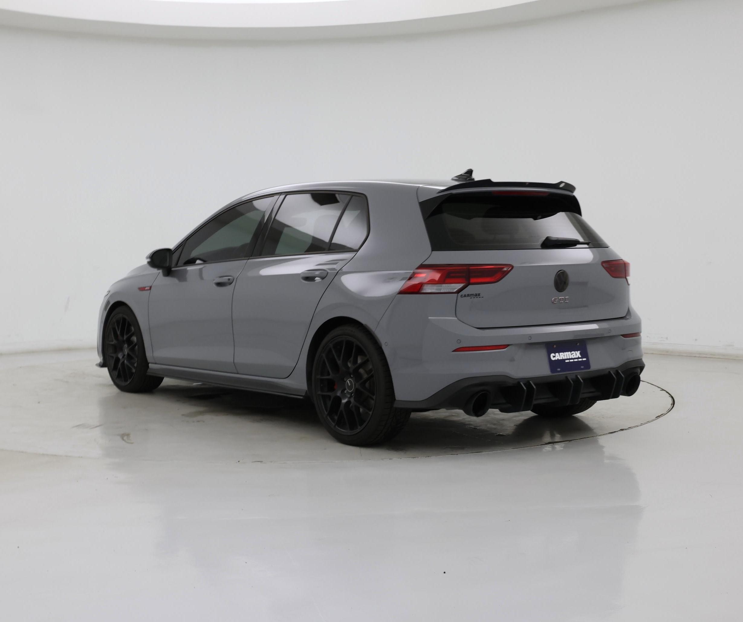 Thumbnail: 2023 Volkswagen Golf - 2