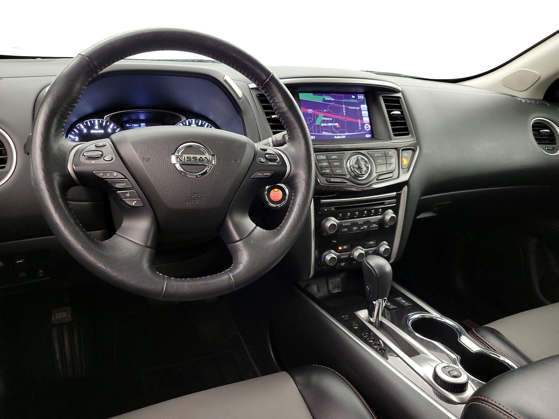 Thumbnail: 2020 Nissan Pathfinder - 9